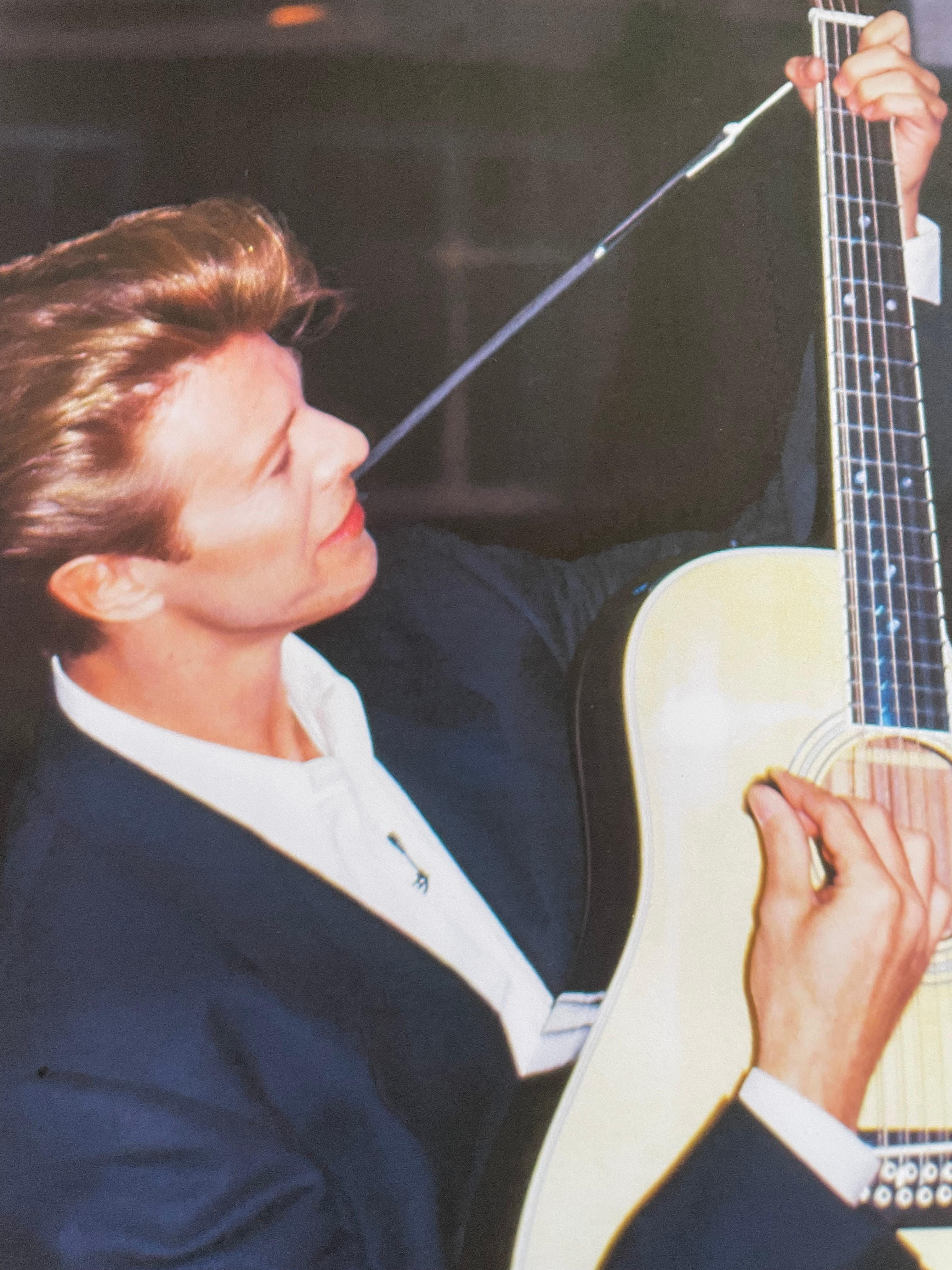 David Bowie au Rainbow Theatre 1989 pour présenter le Sound & Vision Tour 25x17 couleur en vente 2