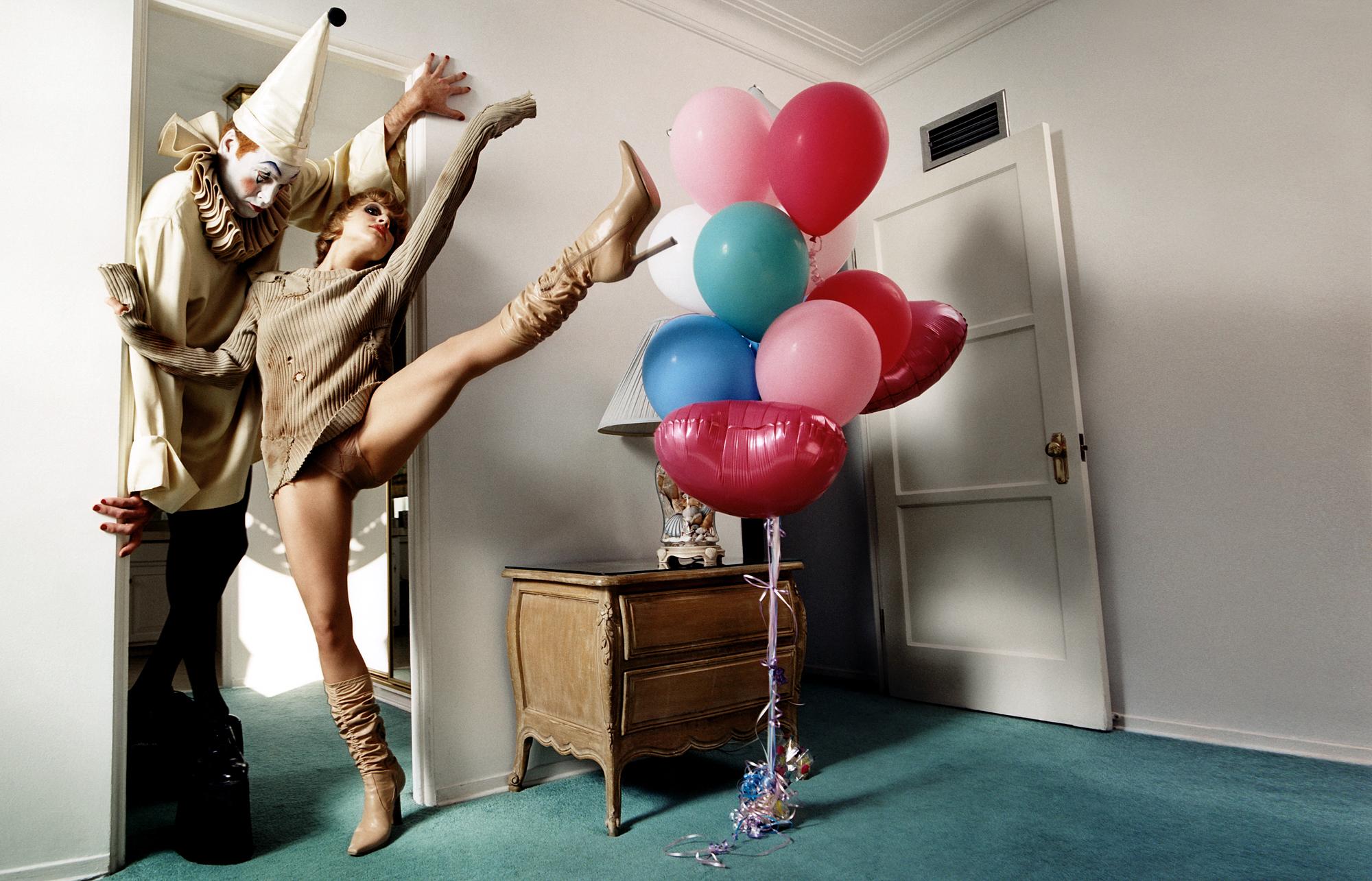 Color Photograph de David LaChapelle - Brittany Murphy con Pierrot, Los Ángeles