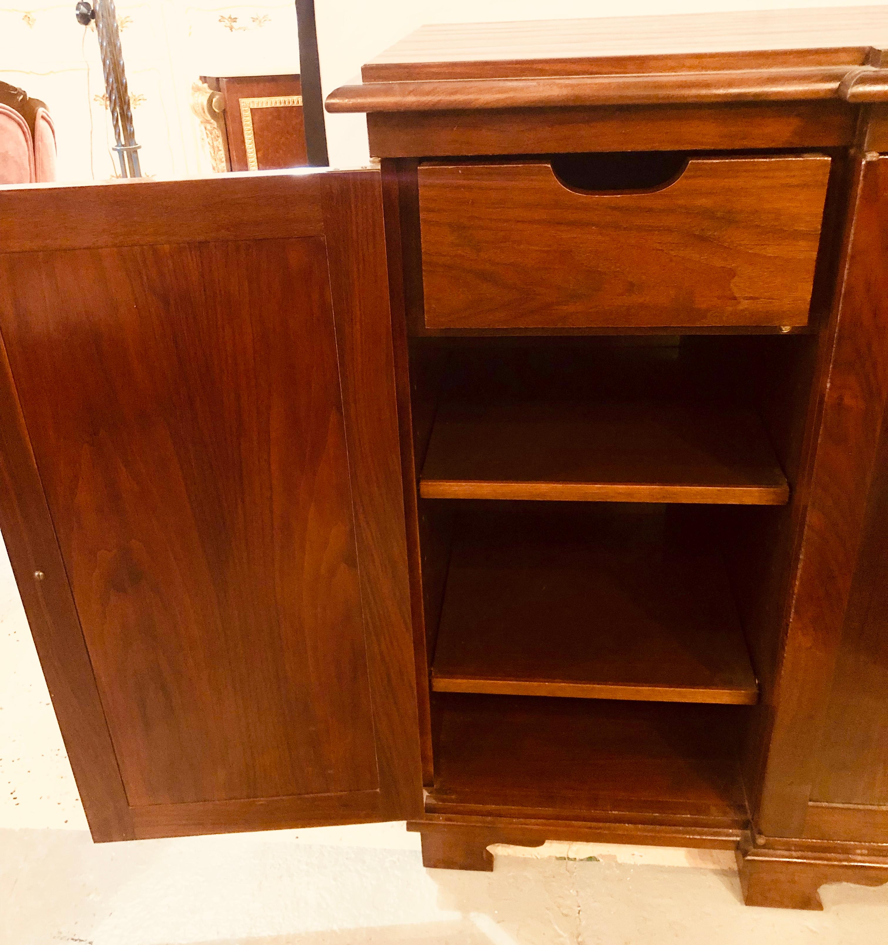 David Latesta Studio Weatherly Mahogany Breakfront Sideboard Buffet Server 3