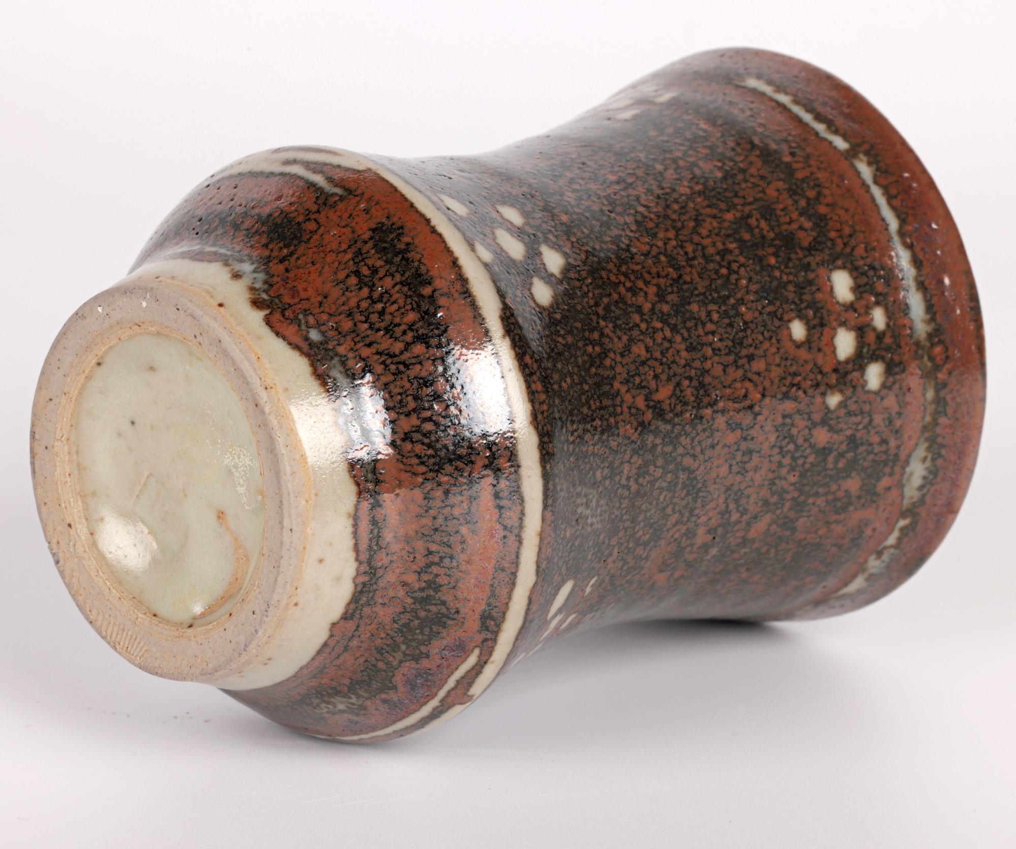 David Leach Lowerdown Pottery Studio Pottery Taille gemusterte Vase  im Angebot 3
