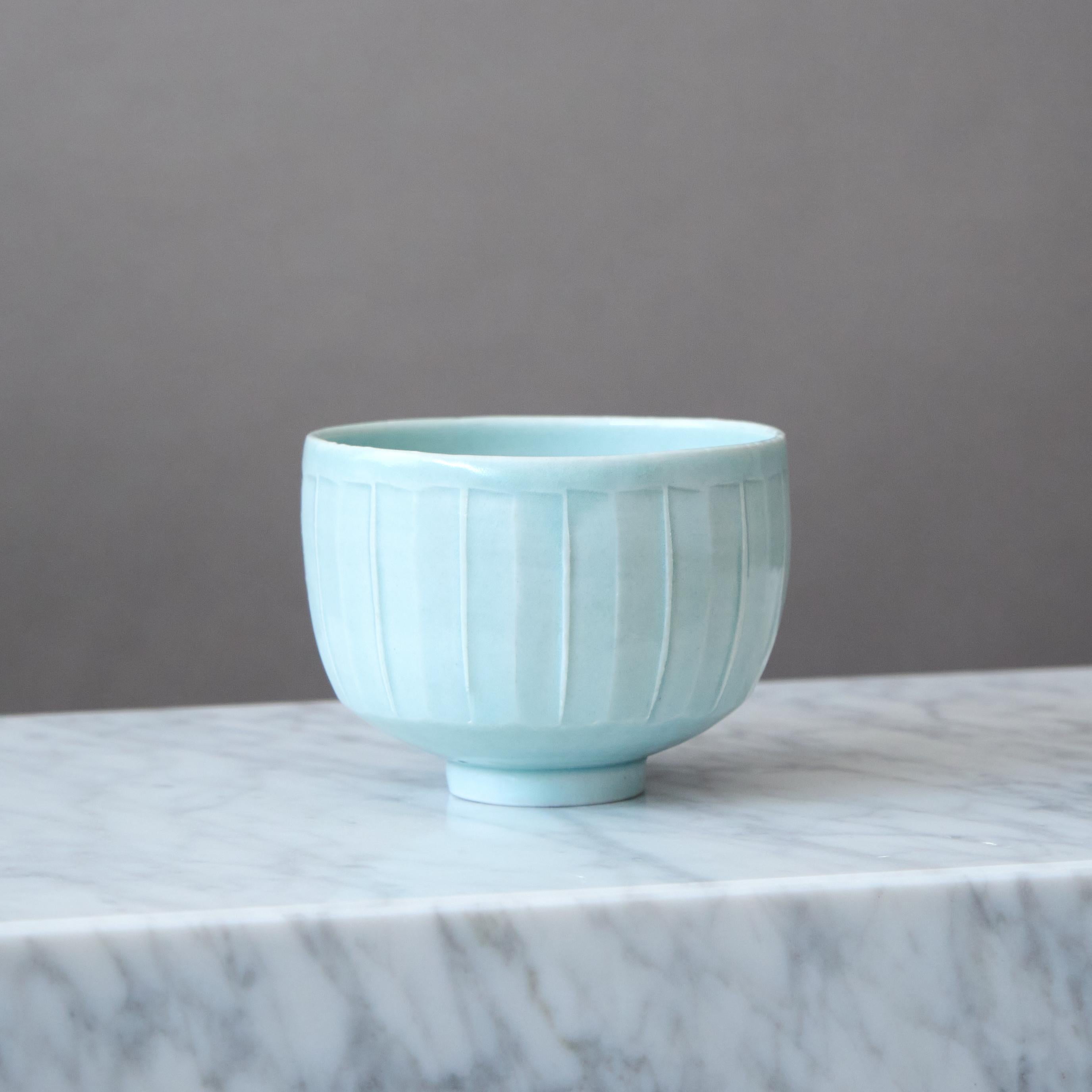 Late 20th Century David Leach Studio Pottery Celadon Tea Bowl with Japanese Box, England, 1980s For Sale