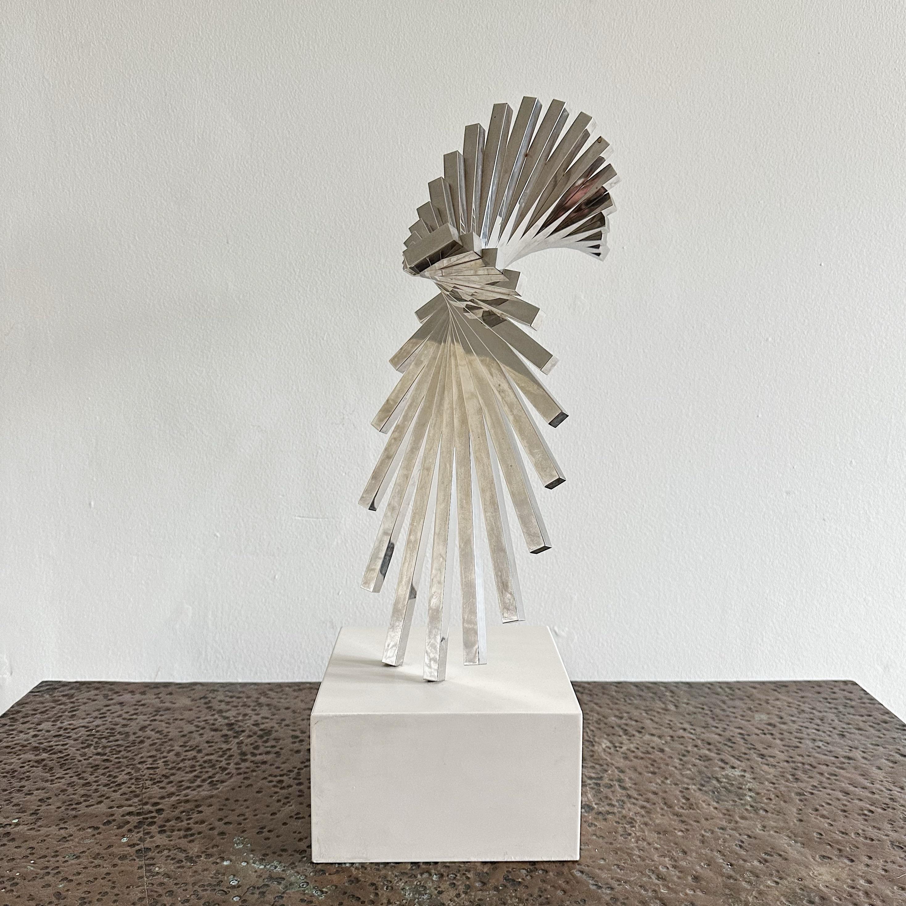David Lee Brown (1939-2016) Scultura astratta in acciaio inossidabile, America, anni '70 In condizioni buone in vendita a West Palm Beach, FL