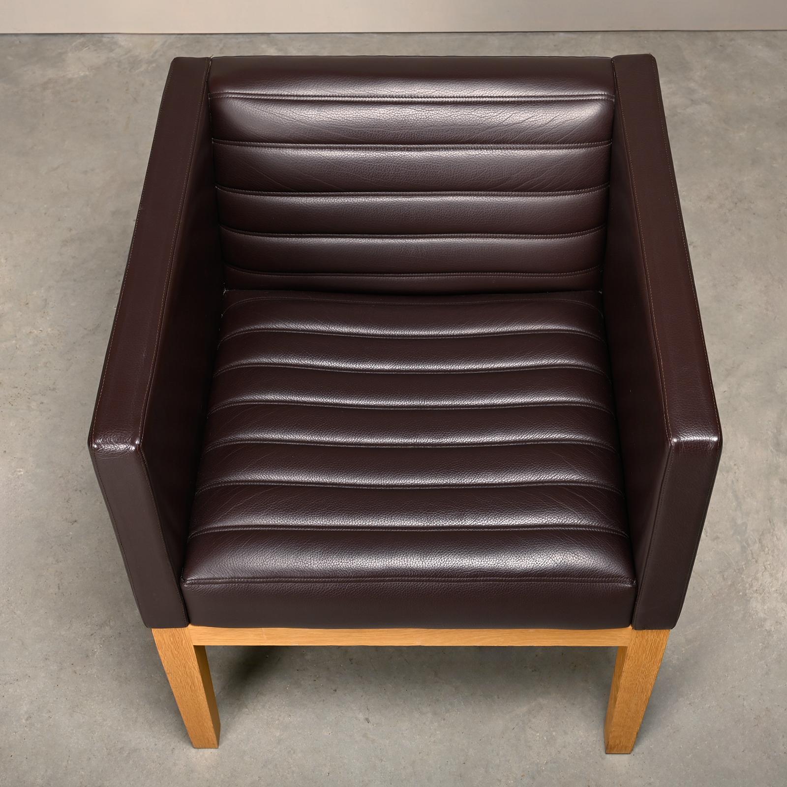 David Linley Dice Armchairs in chocolate brown leather by LINLEY, London For Sale 5