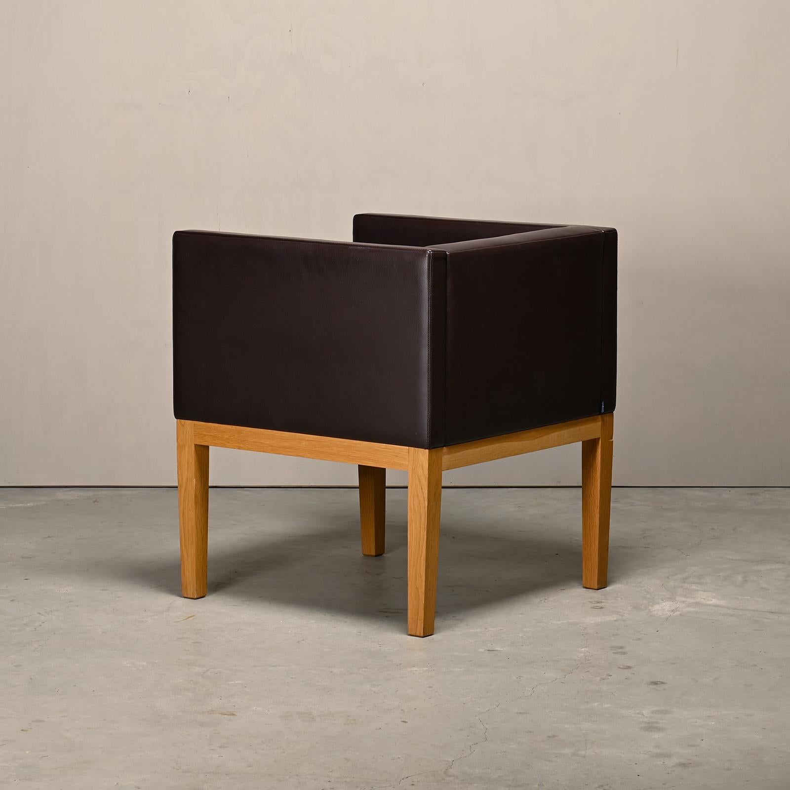 David Linley Dice Armchairs in chocolate brown leather by LINLEY, London For Sale 2