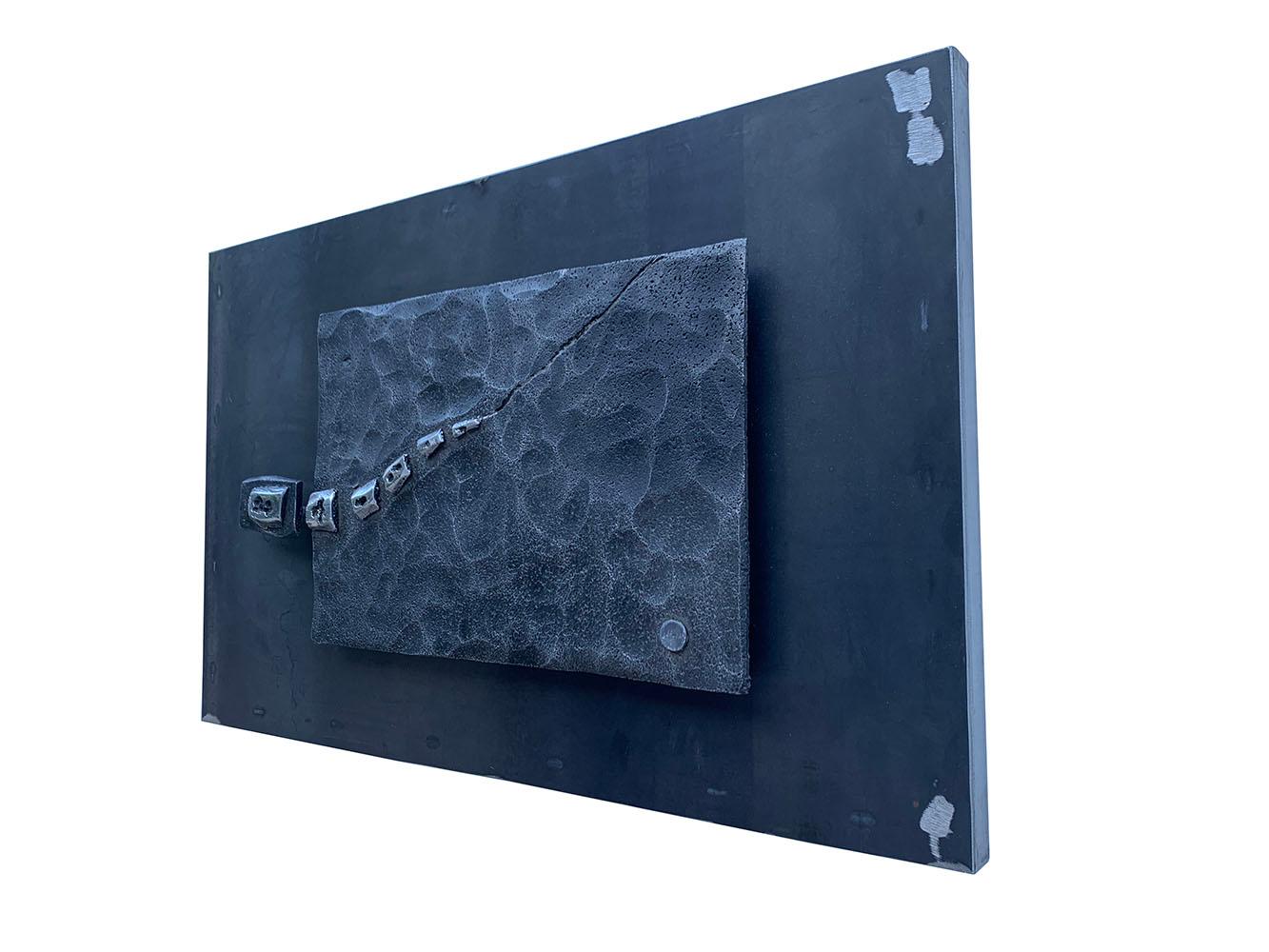 Abstrakte abstrakte Wandskulptur aus Aluminium und Stahl, Moderne Wandskulptur „Blow Out“, David Marshall