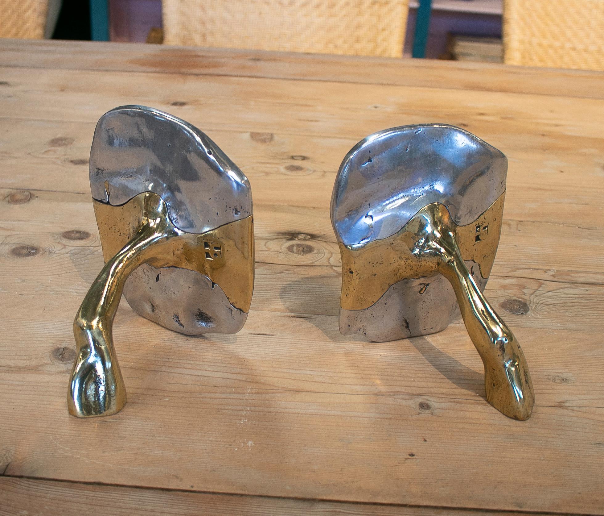 David Marshall, 1980s 2-Tone Gilt Bronze Designer Pair of Book Holders In Good Condition For Sale In Marbella, ES
