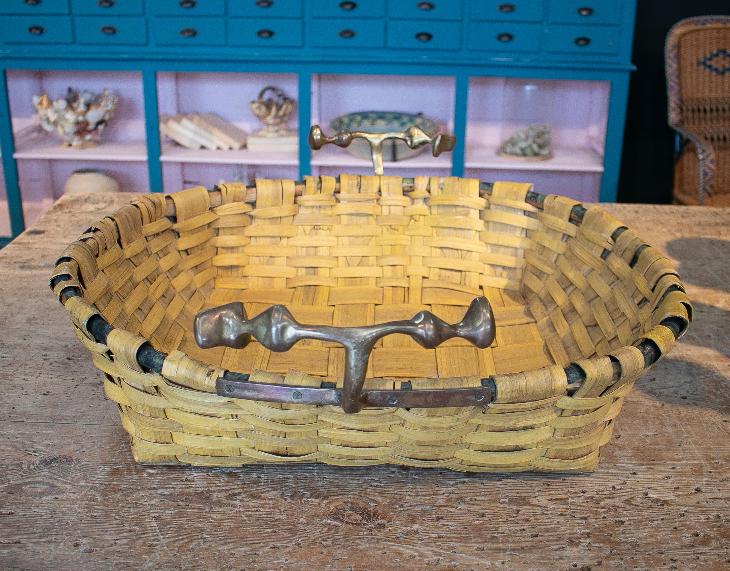 David Marshall, 1980s Bronze and Woven Wicker Table Tray In Good Condition In Marbella, ES