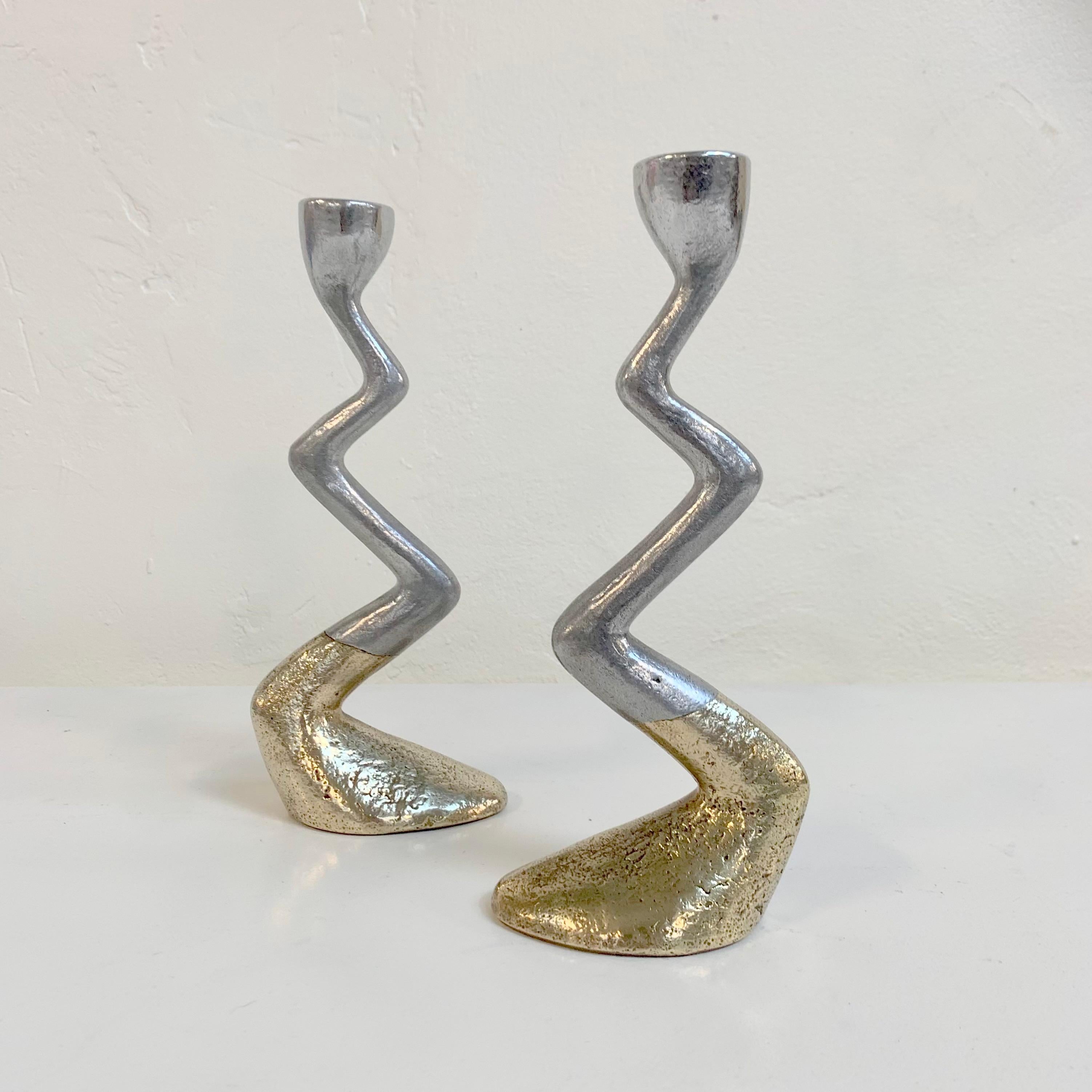 David Marshall Pair of Cast Aluminum and Brass Candlesticks, circa 1970, Spain im Zustand „Gut“ im Angebot in Brussels, BE