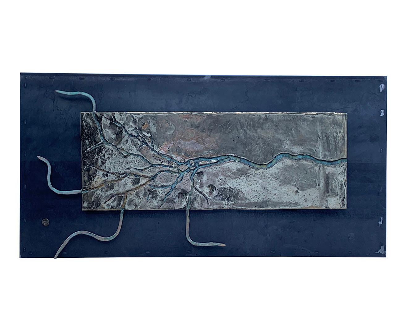 Wandbehangsskulptur „ Mekong“ aus Messing, Wandskulptur, Wandbehang im Angebot 1