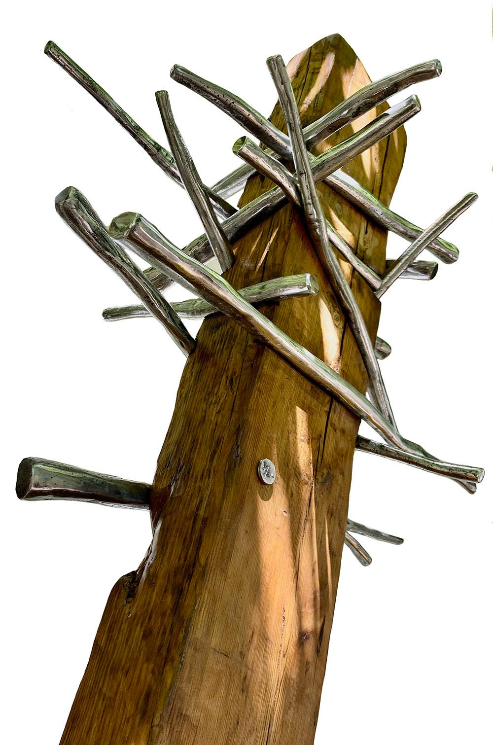 Garten-Skulptur „ Stronghold“ „Outdoor Recycelt  Wood Aluminium Silber im Angebot 3