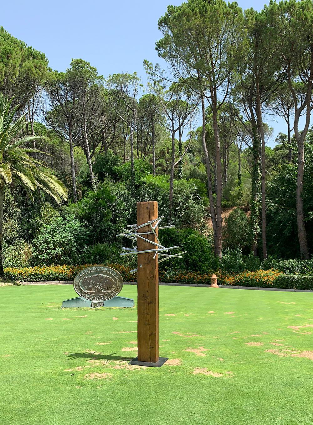 Escultura de jardín " Fortaleza "Reciclado de exterior  Madera Aluminio Silver