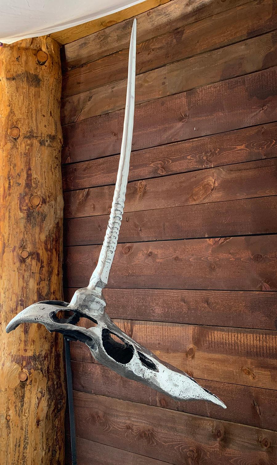 Schädel Abstrakt Groß Outdoor  Skulptur „ Unicornio“ aus Aluminiumguss und Stahlguss im Angebot 2