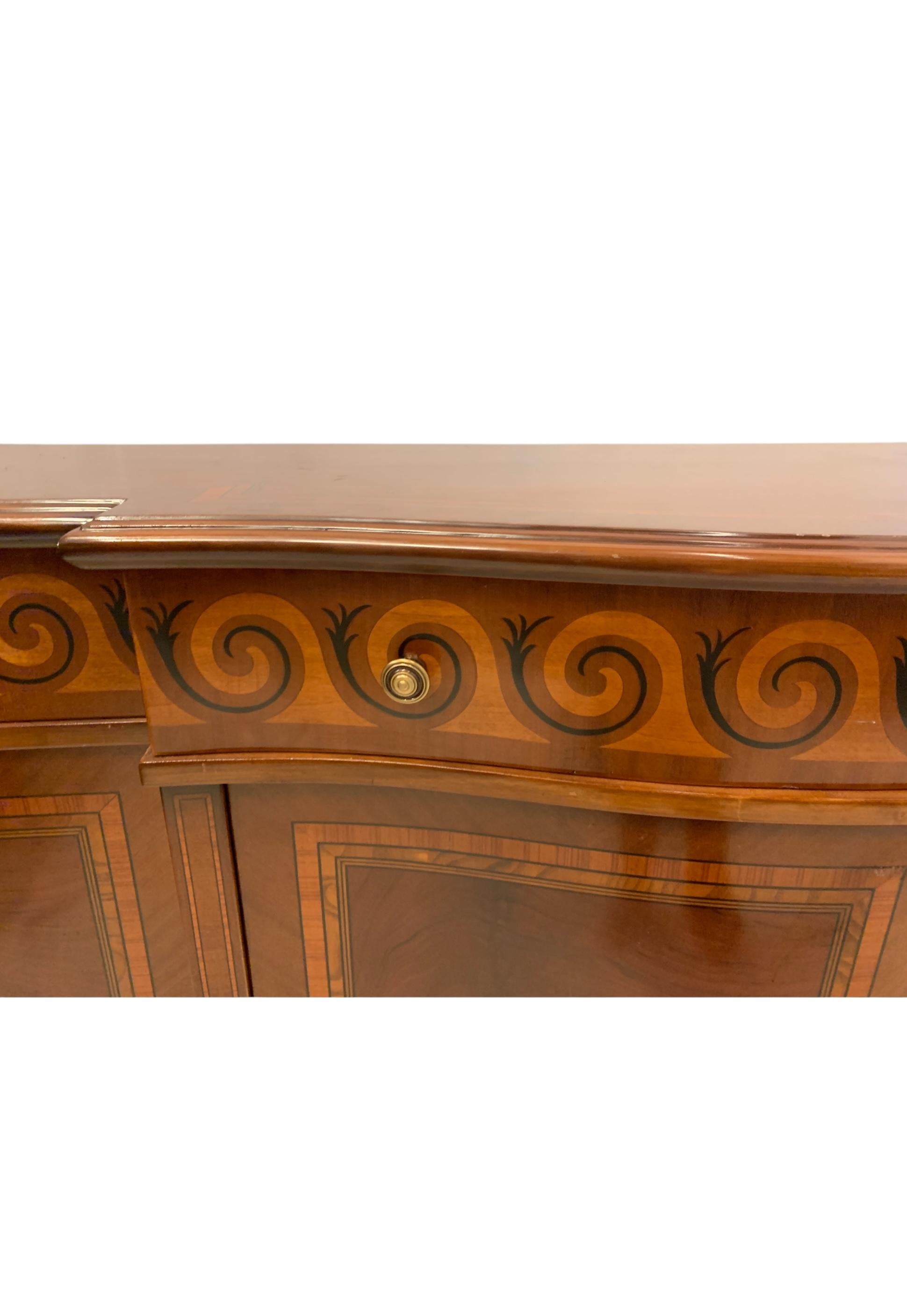 David Michael Italienisch Neo-Klassischen Stil Credenza Cabinet W / Palisander Inlay (Mahagoni) im Angebot