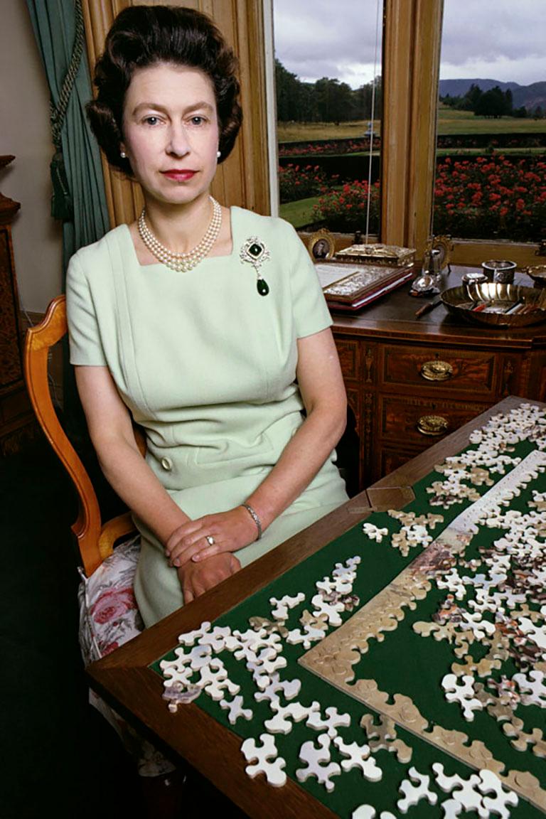 David Montgomery (photographer) Portrait Photograph - Queen Elizabeth with Puzzle