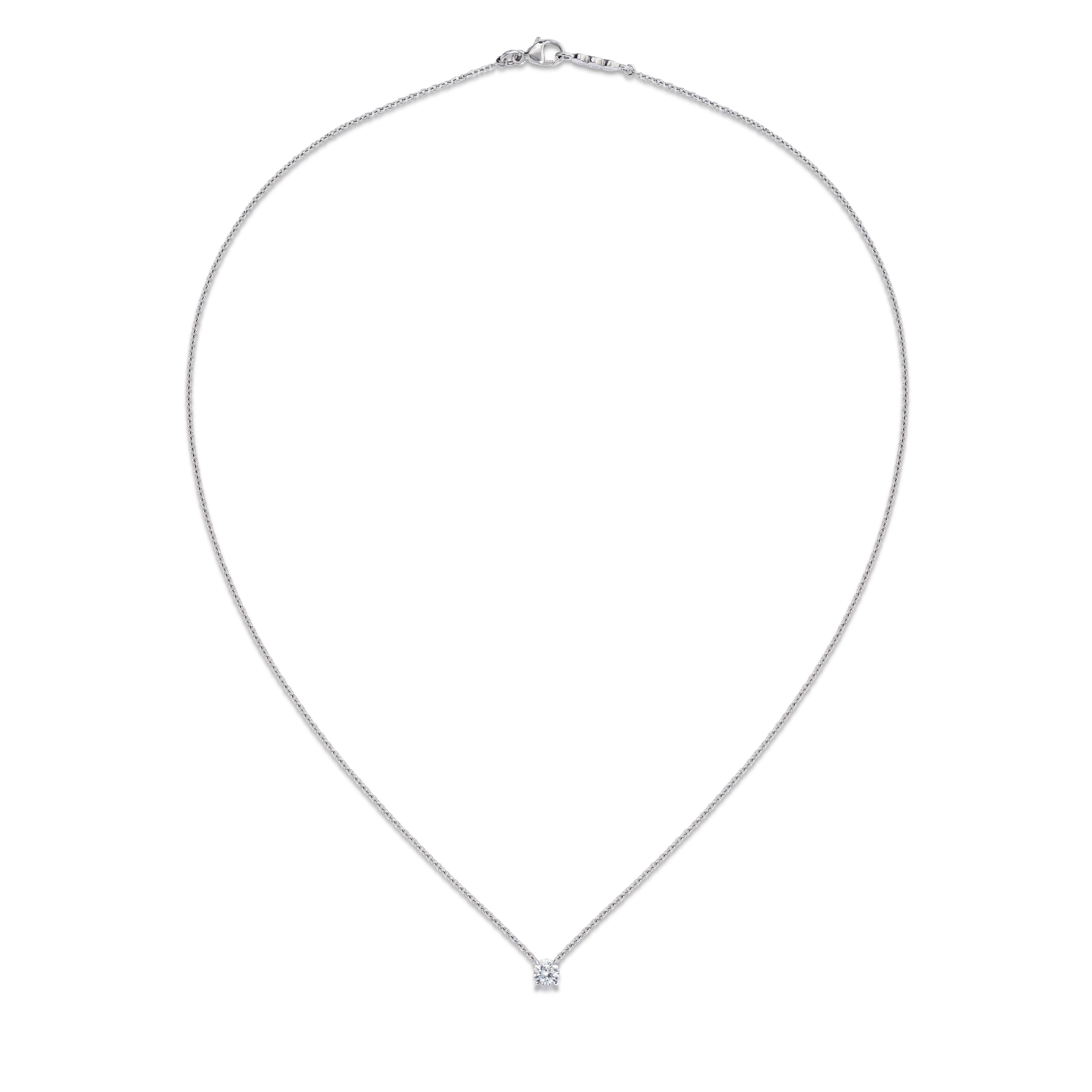 David Morris 18 ct White Gold 0.30 ct Round Brilliant Diamond Pendant Necklace In New Condition For Sale In London, GB
