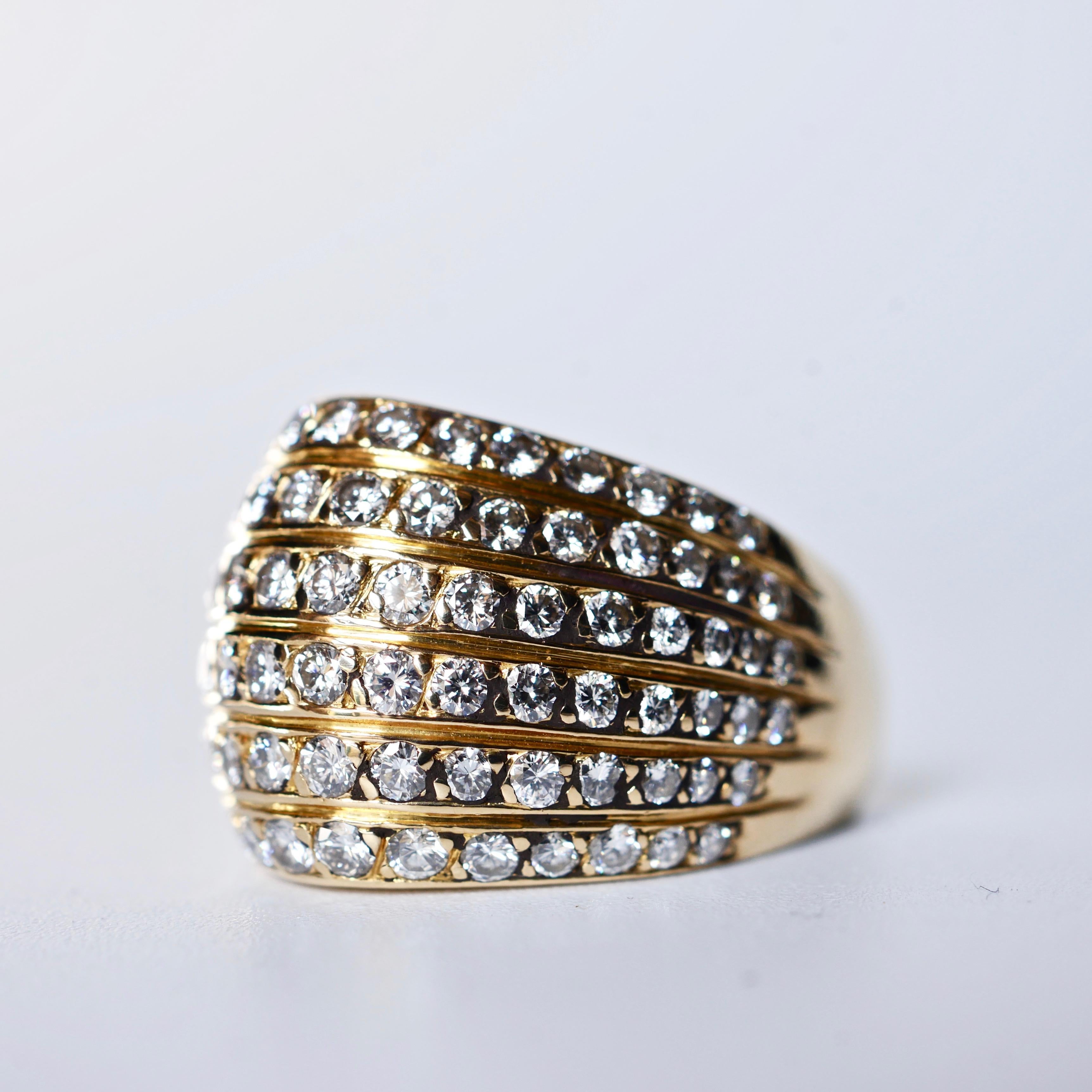 Women's or Men's David Morris 18 Karat Yellow Gold White Round Brilliant Cut Diamond Bombé Ring For Sale