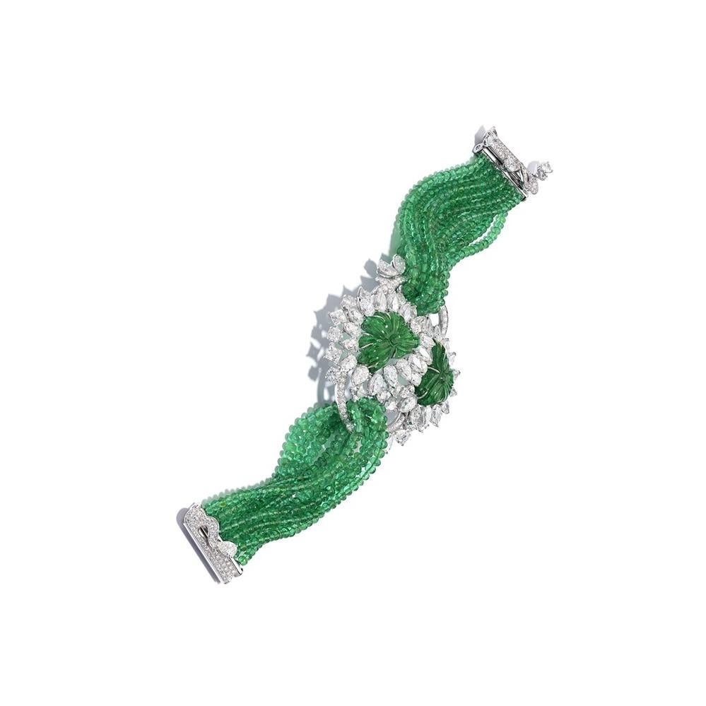 David Morris Carved Emerald 146.18ct & Diamond 25.83ct GIA Certified Bracelet In New Condition For Sale In London, GB