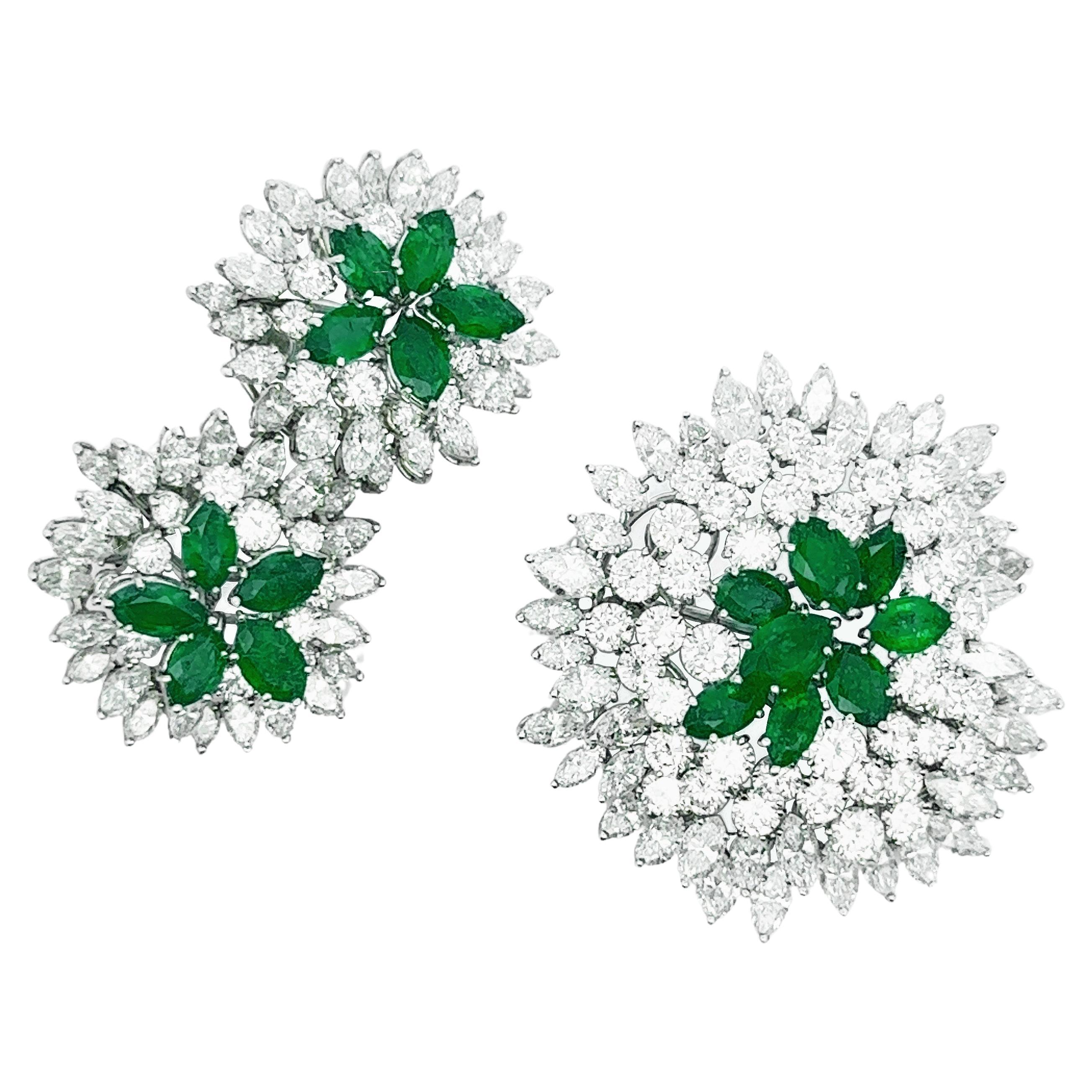 David Morris Emerald Diamond Brooch and Earrings Set in Original Packaging  In Excellent Condition For Sale In London, GB