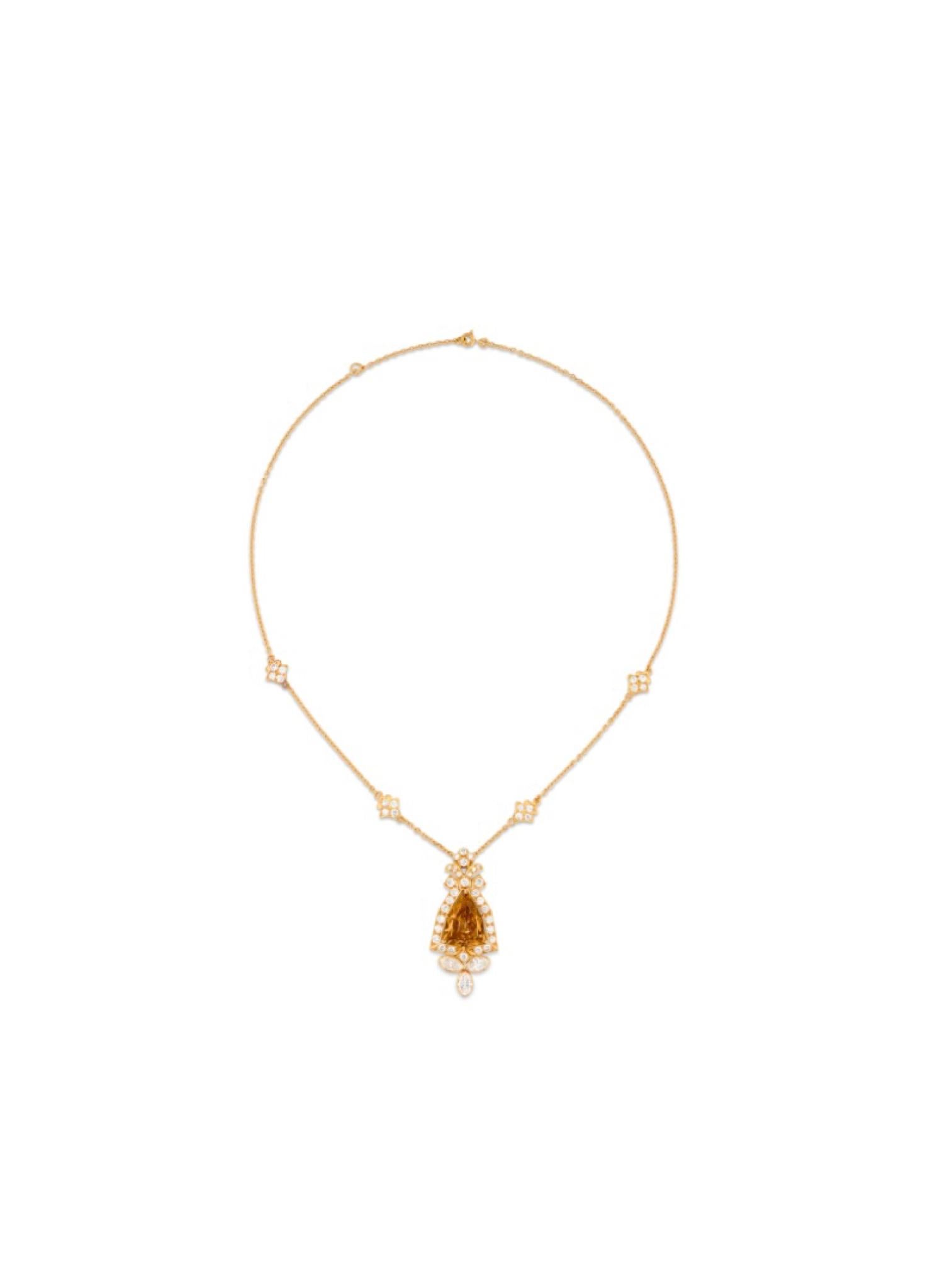 Marquise Cut David Morris GIA Certified 6.85 Natural Coloured Diamond & Diamond Necklace For Sale