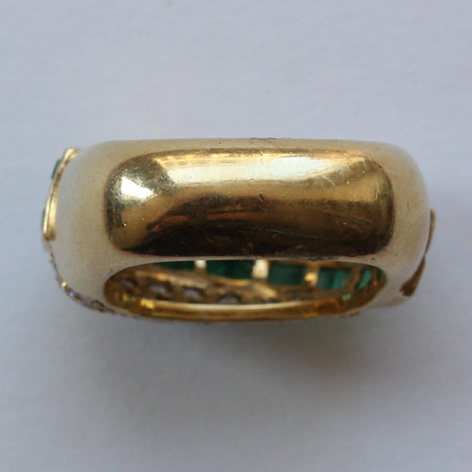 David Morris Gold Diamond and Emerald Band Ring In Good Condition In Amsterdam, NL