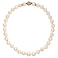 David Morris Gold Pearl Necklace with Diamond Clasp