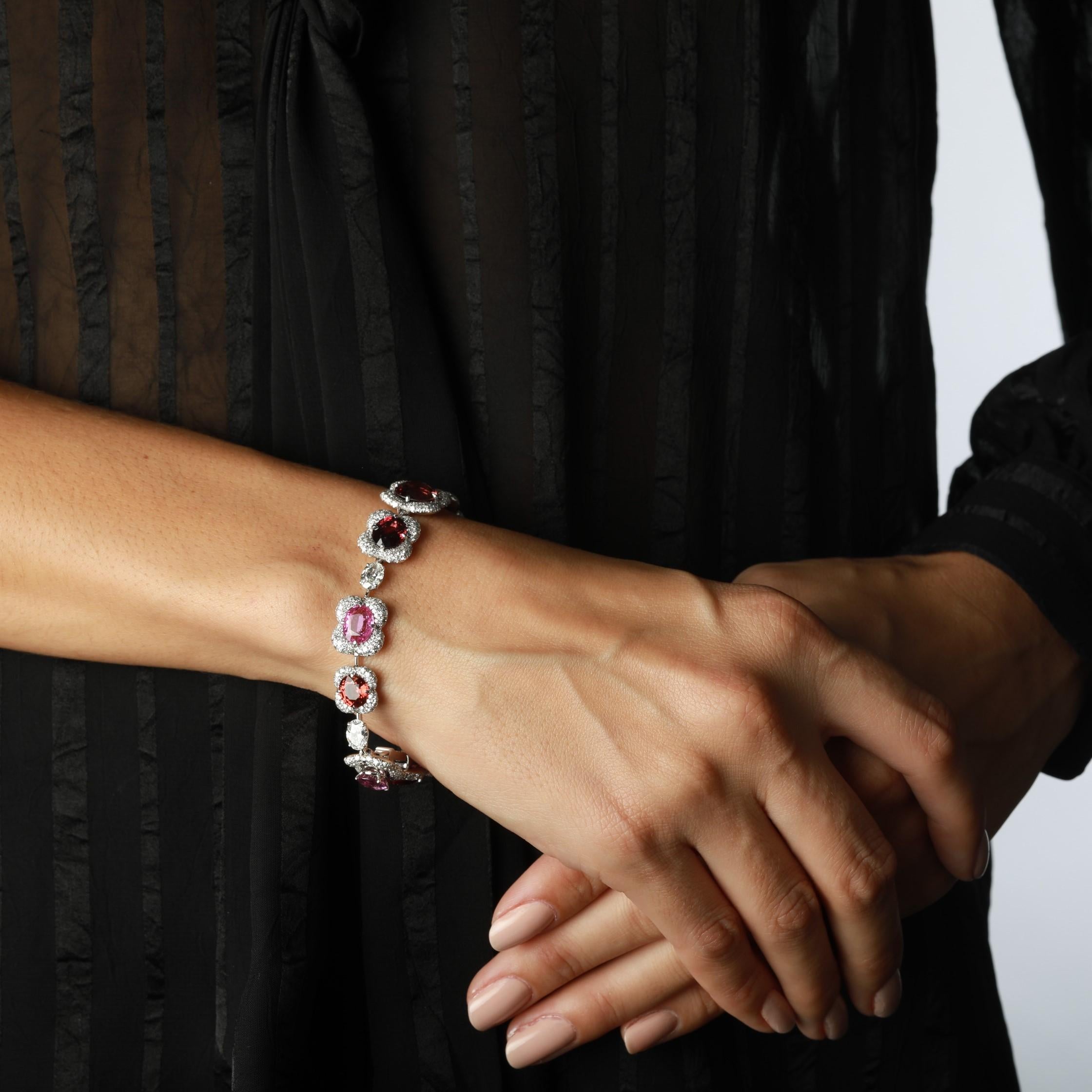 David Morris Bracelet en spinelle rose, violet et diamants blancs Neuf à London, GB