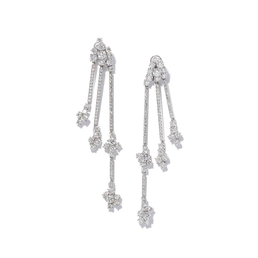 Contemporary David Morris White Diamond Three Row Linear Tassel Earrings 11.87ct For Sale