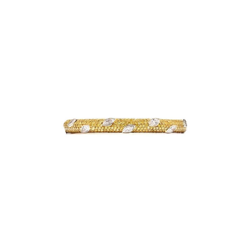 David Morris Yellow & White Diamond 9.79ct Pave Bangle In New Condition For Sale In London, GB