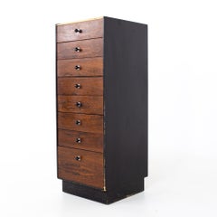 David Parmalee Gründer MCM Palisander Ebonized Ash 8 Schublade Juwel Dessous Kommode