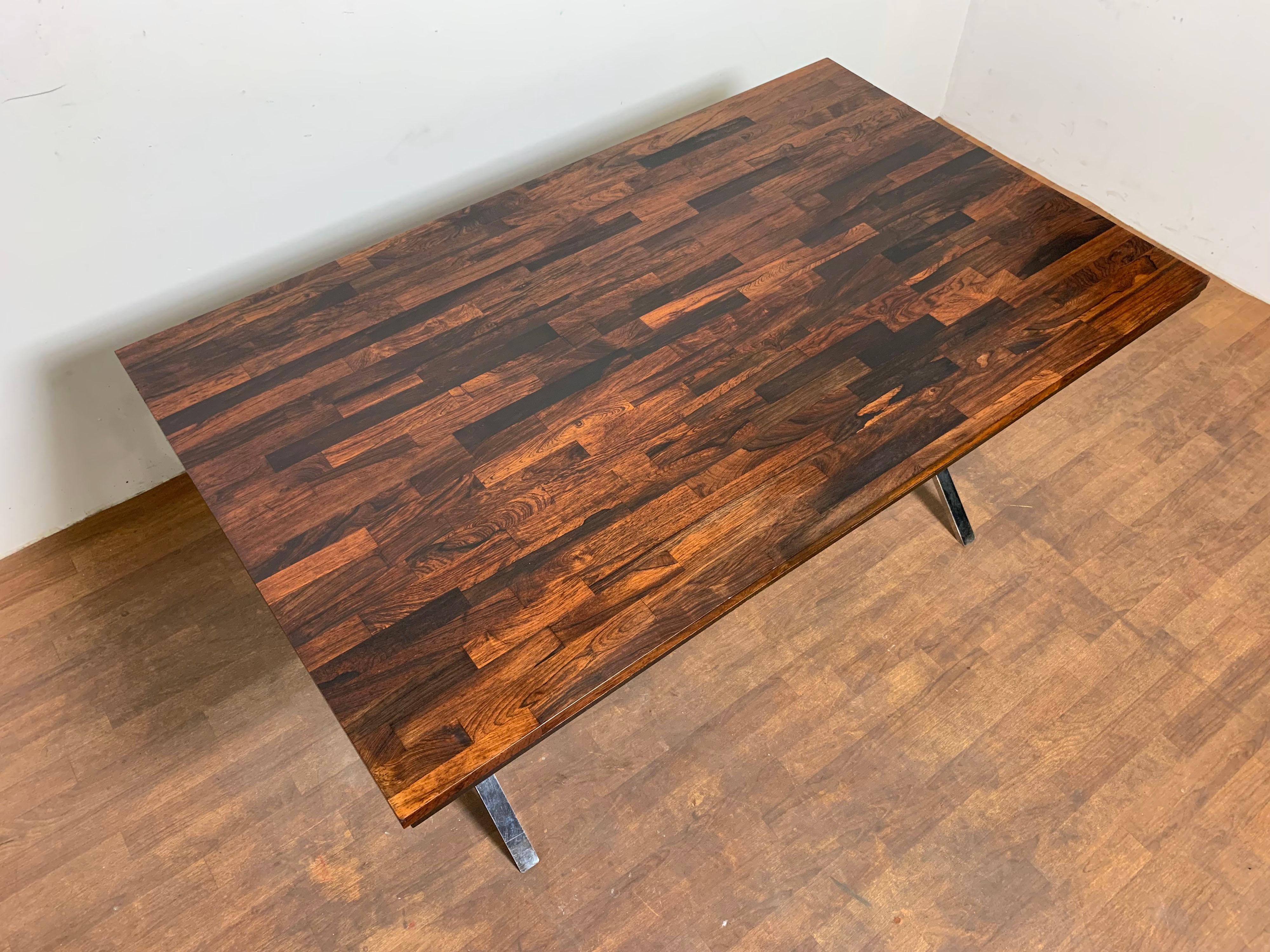 Mid-Century Modern David Parmelee for Founders Staved Rosewood X-Form Desk or Table, Circa 1970s For Sale