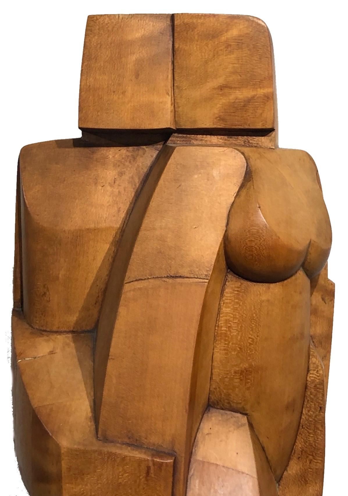ABOUT
A completely unusual composition, the mysteriousness of the action of models, the choice of material, the hardness of the master's hand read in every line of the sculpture - this is the combination of artistic elements that makes this