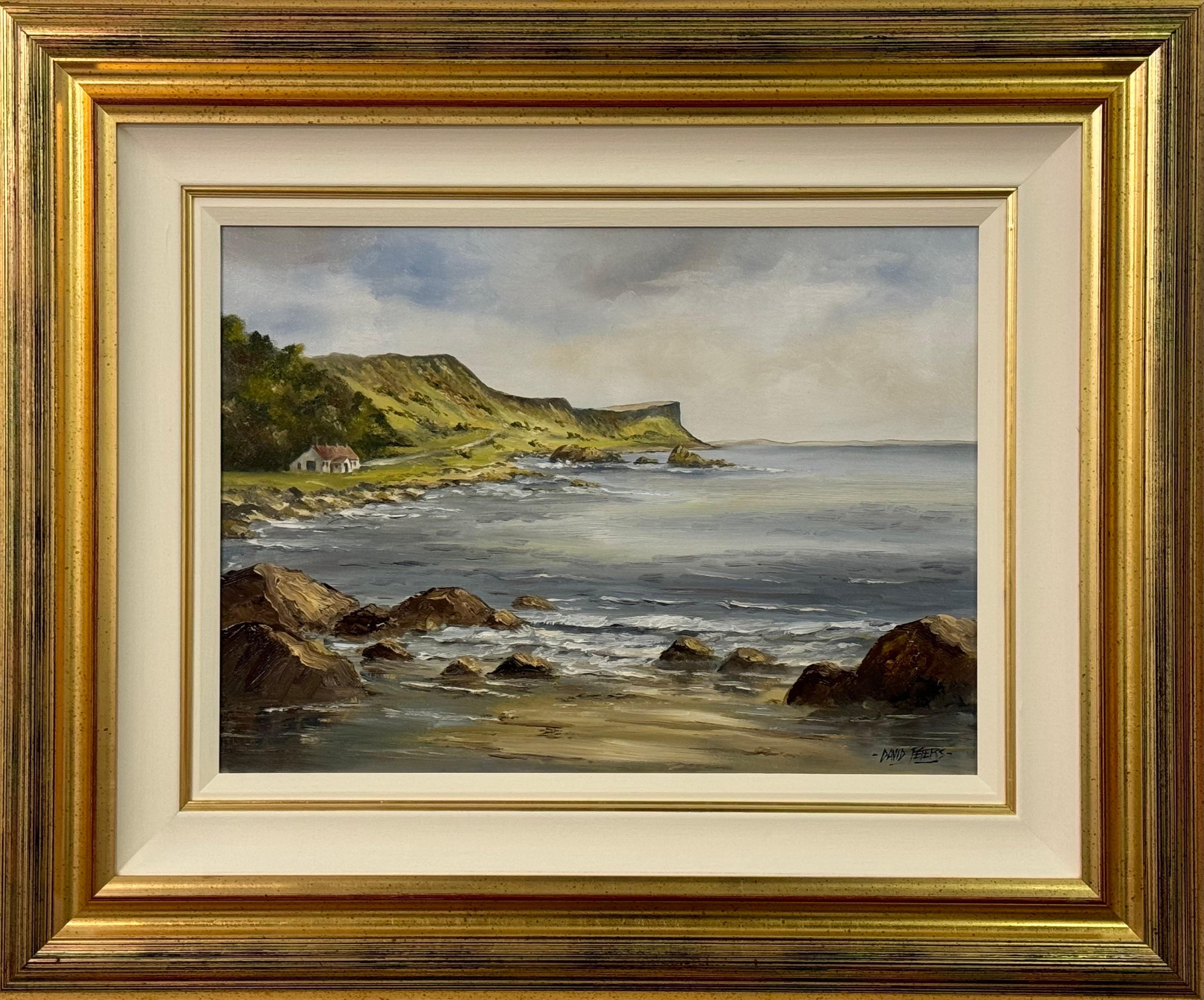 Pittura a olio di un cottage sulle scogliere e sulla costa dell'Irlanda del Nord