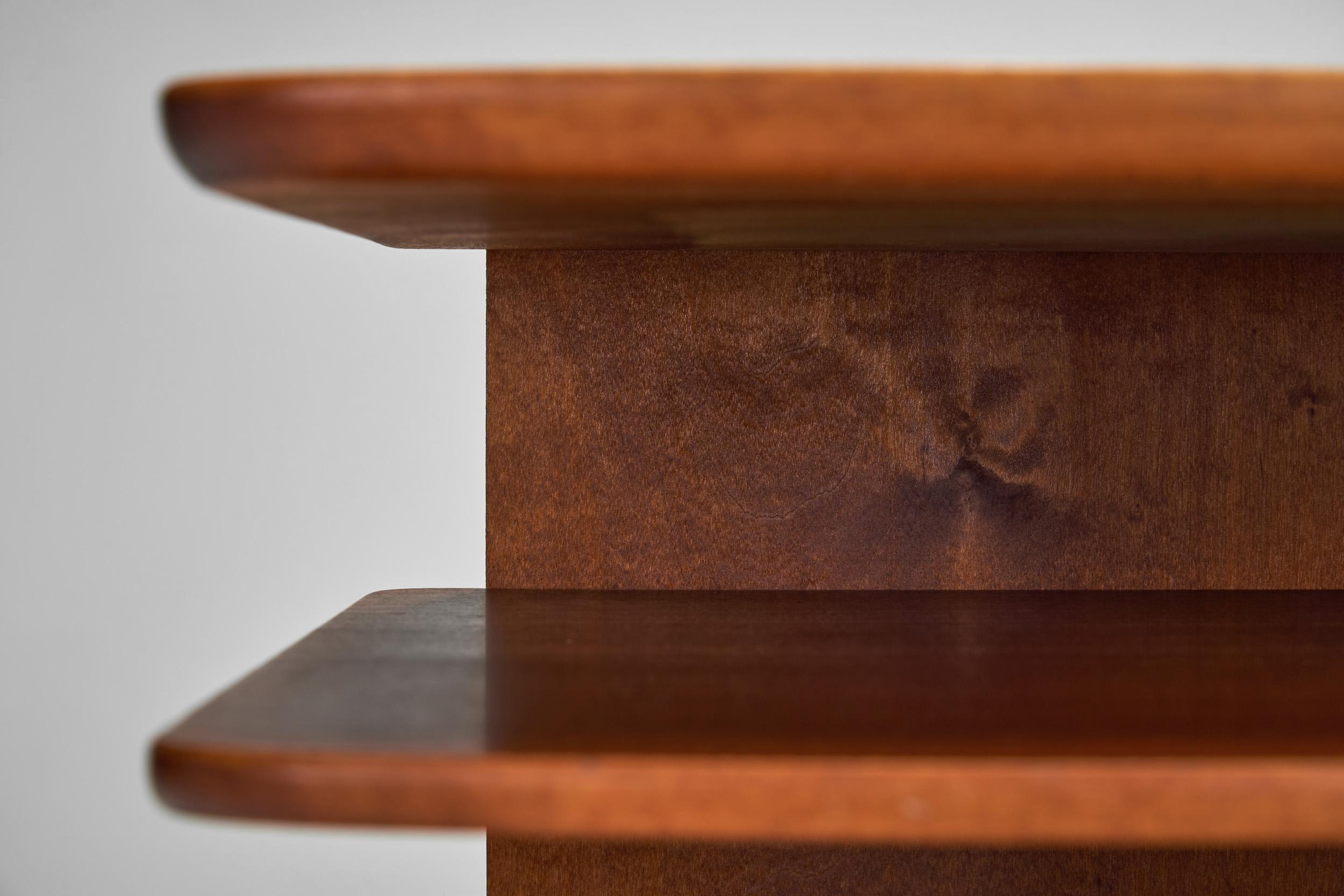 Scaffale in legno David Rosén 