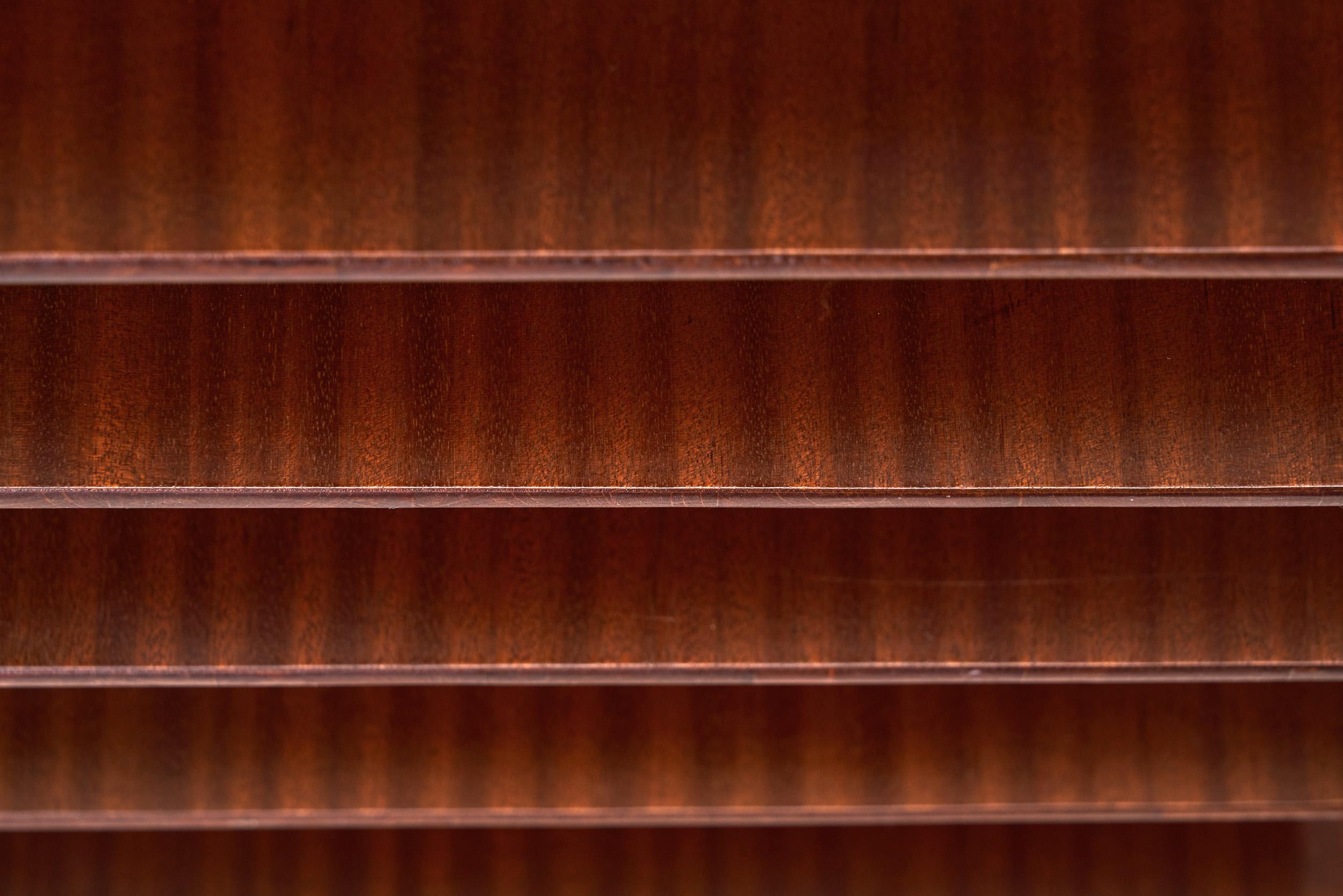 Scaffale in legno David Rosén 