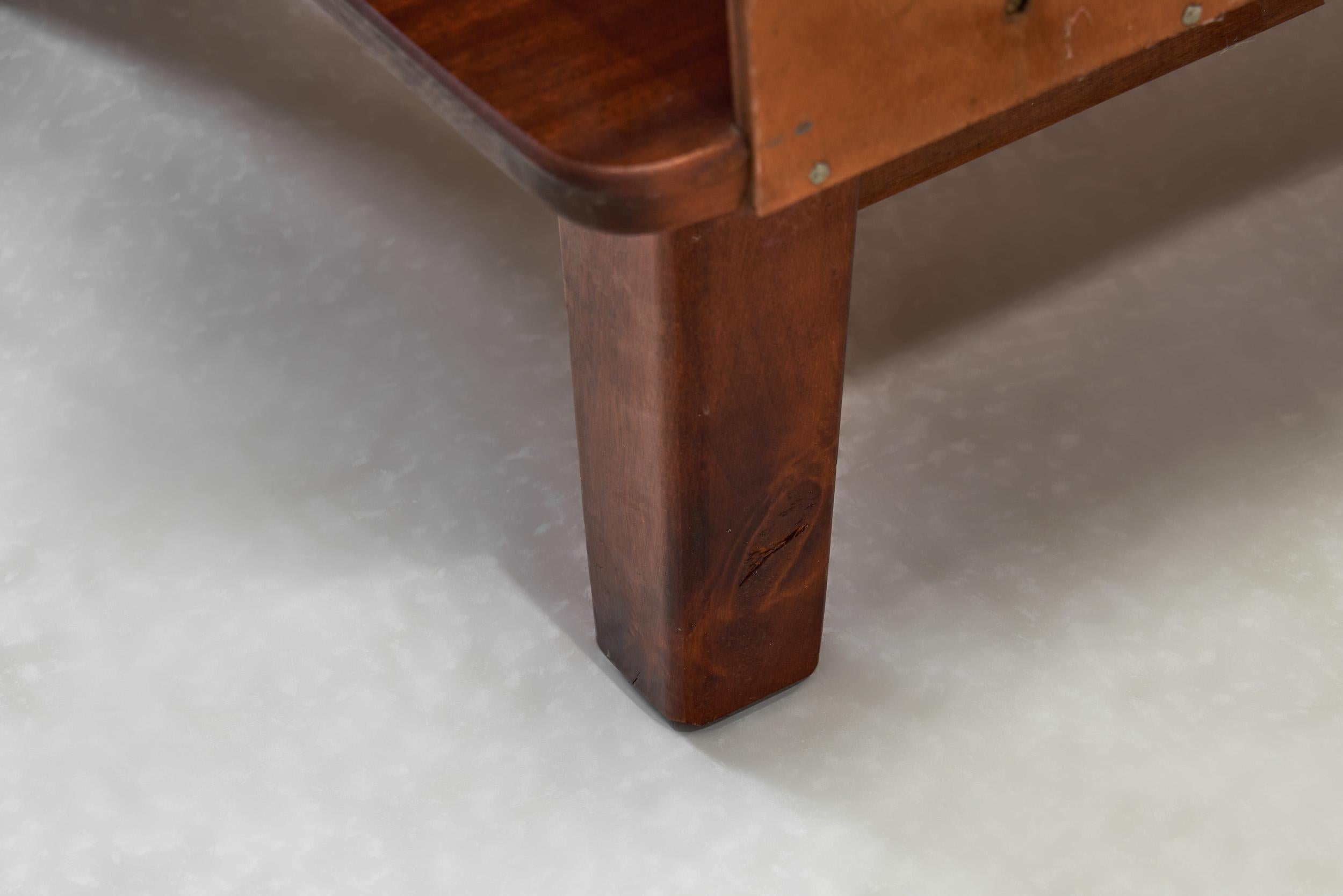 Scaffale in legno David Rosén 