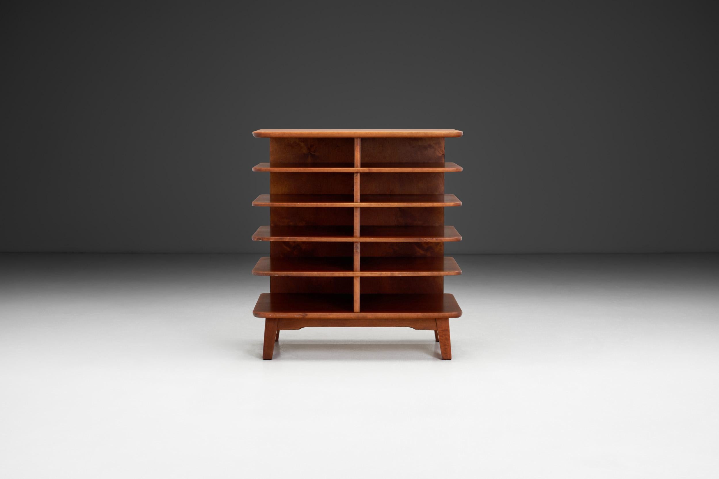 Scandinavo moderno Scaffale in legno David Rosén 