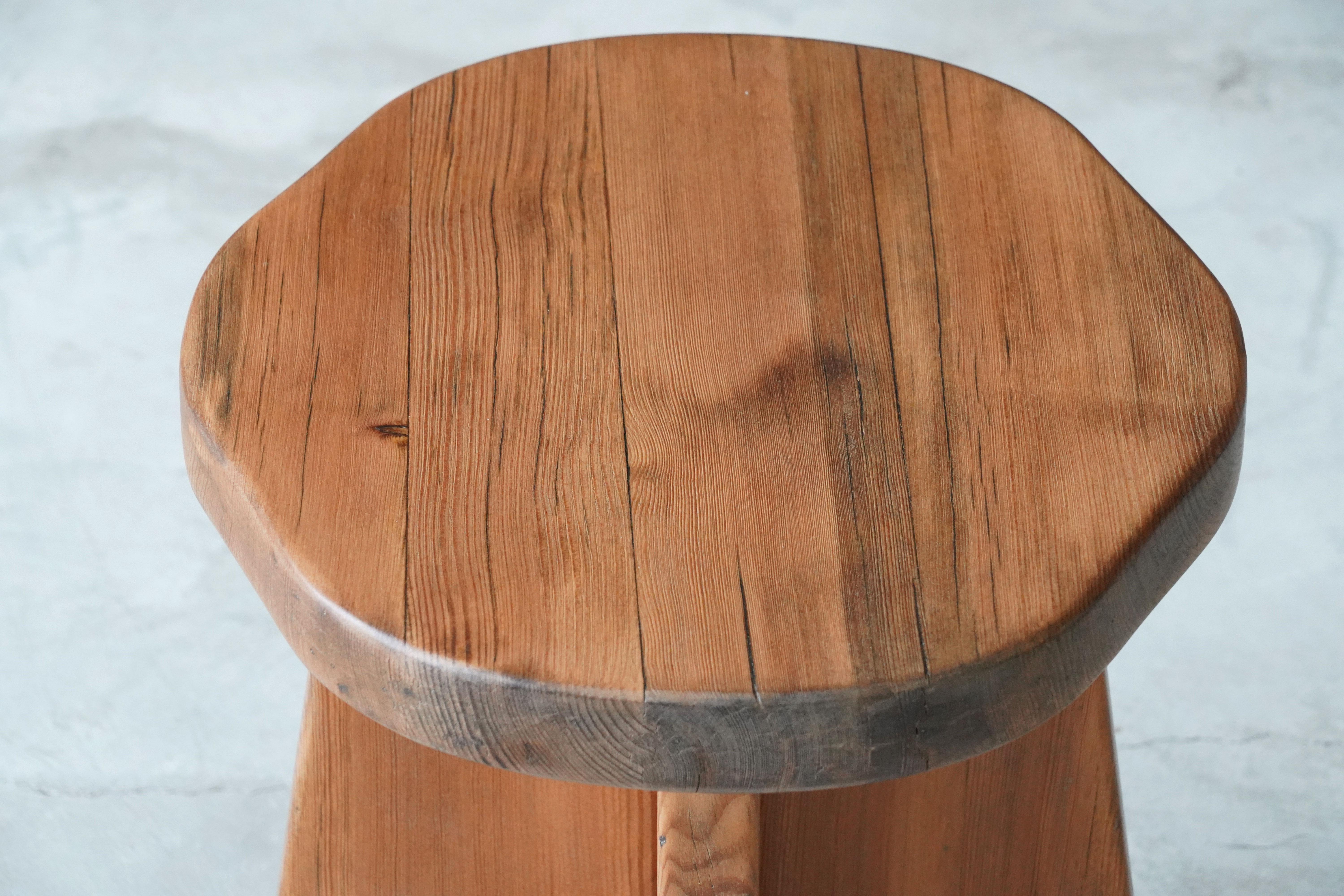 David Rosén, Rare Modernist Stool or Side Table, Pine, Nordiska Kompaniet, 1930s In Good Condition In High Point, NC
