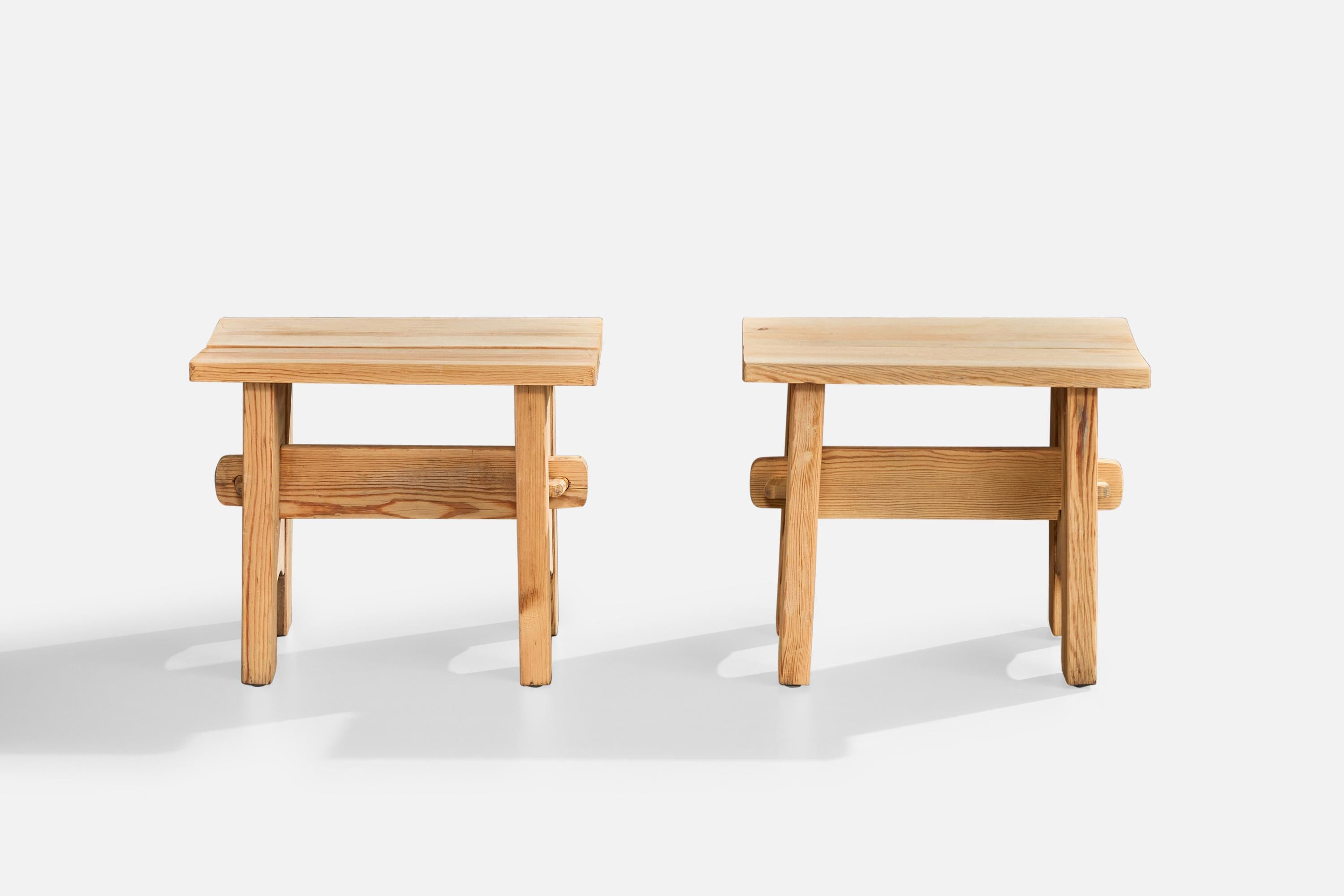 Scandinave moderne David Rosén, tabourets, pin, Suède, années 1940 en vente