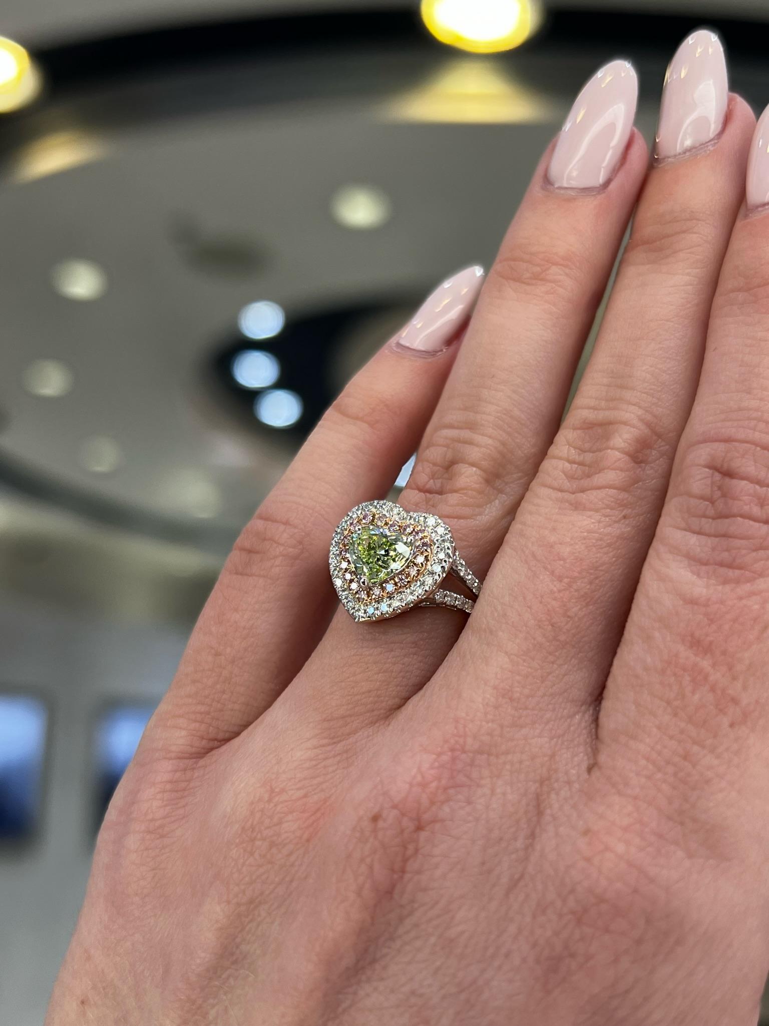 David Rosenberg 1.00 Carat Heart Shape Fancy Green Yellow GIA Diamond Ring For Sale 2