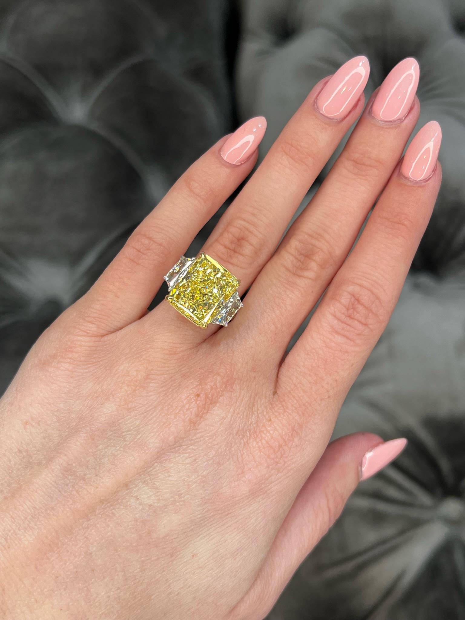 David Rosenberg 10.03 Carat Radiant Fancy Yellow VS2 GIA Diamond Engagement Ring For Sale 1