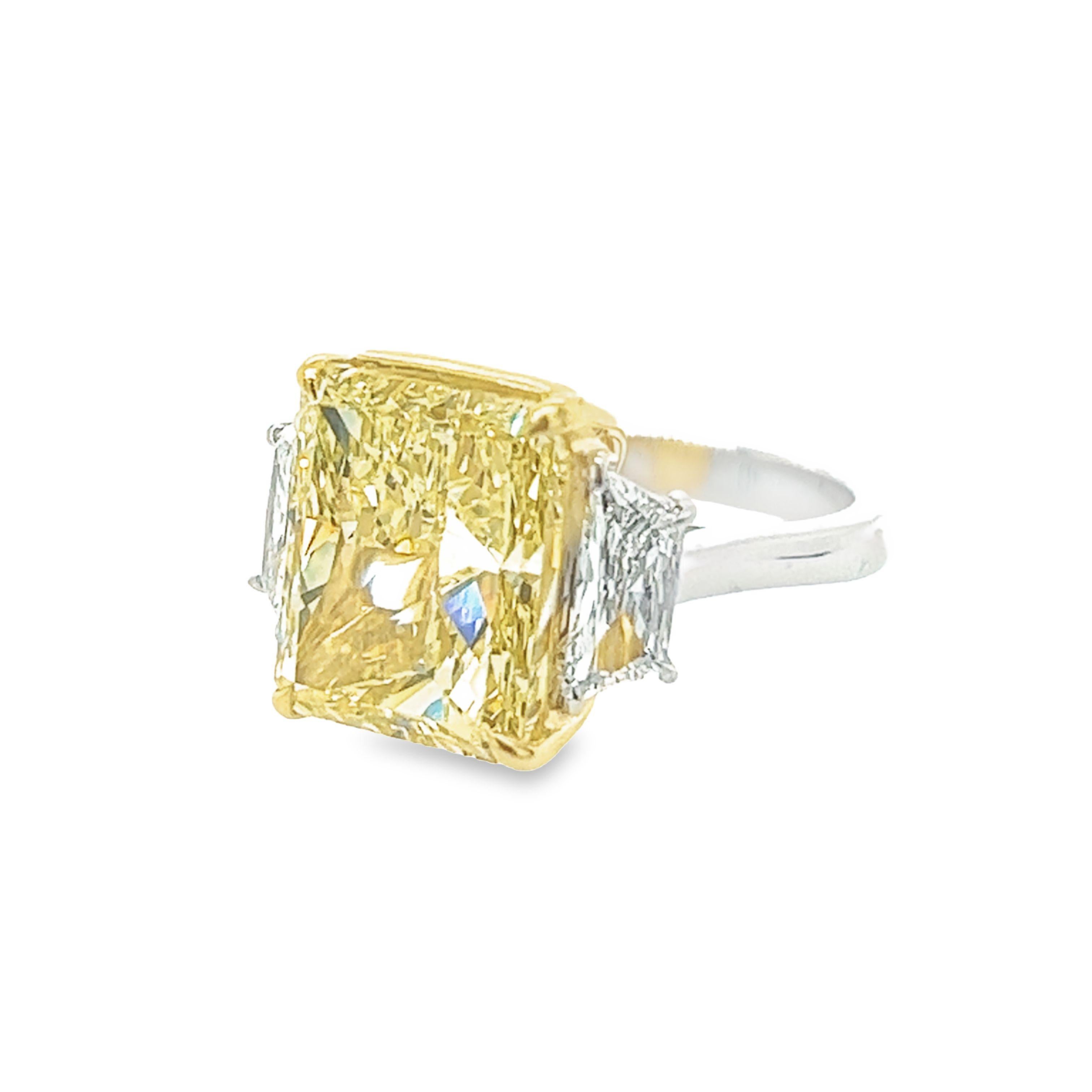 Verlobungsring mit 10,03 Karat strahlendem gelbem VS2 GIA-Diamant von David Rosenberg (Moderne) im Angebot