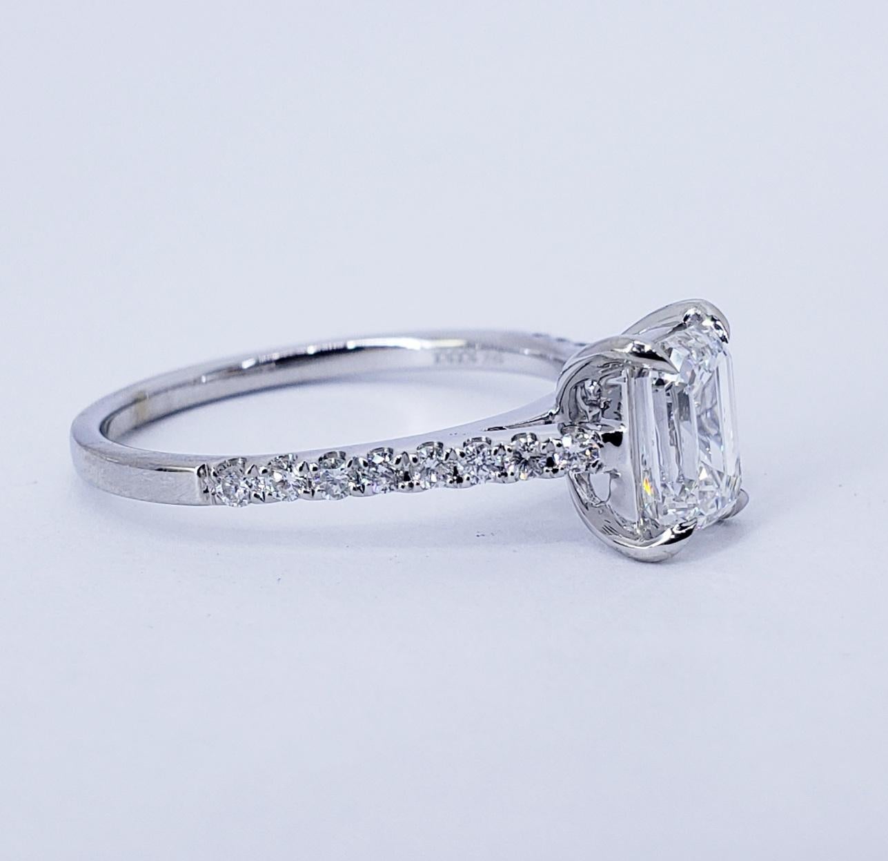 David Rosenberg 1.01 Carat Emerald Cut E VS2 GIA Diamond Engagement Ring In New Condition In Boca Raton, FL
