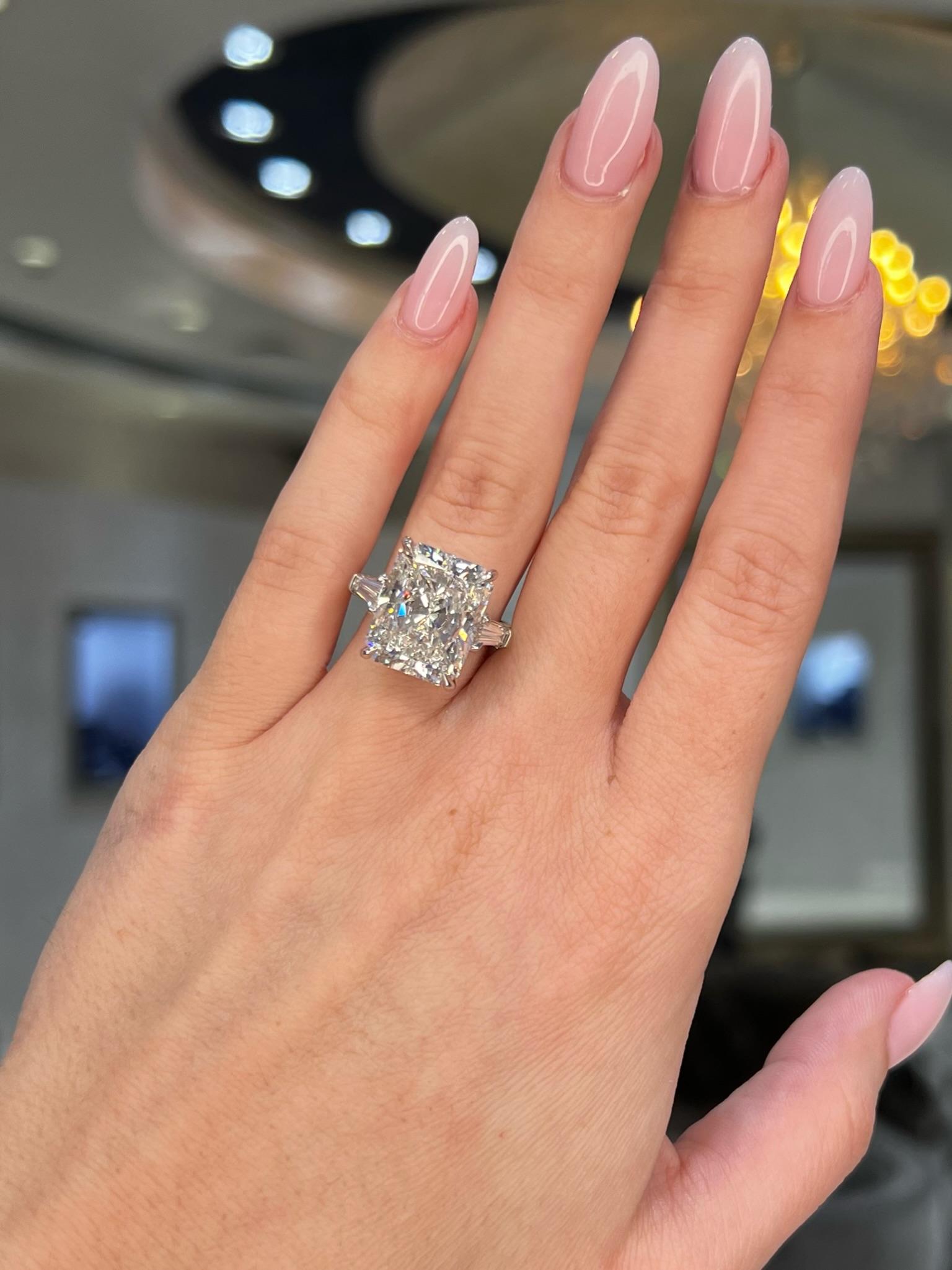 Women's David Rosenberg 10.55 Carat Radiant F / VS2 GIA Diamond Engagement Ring For Sale