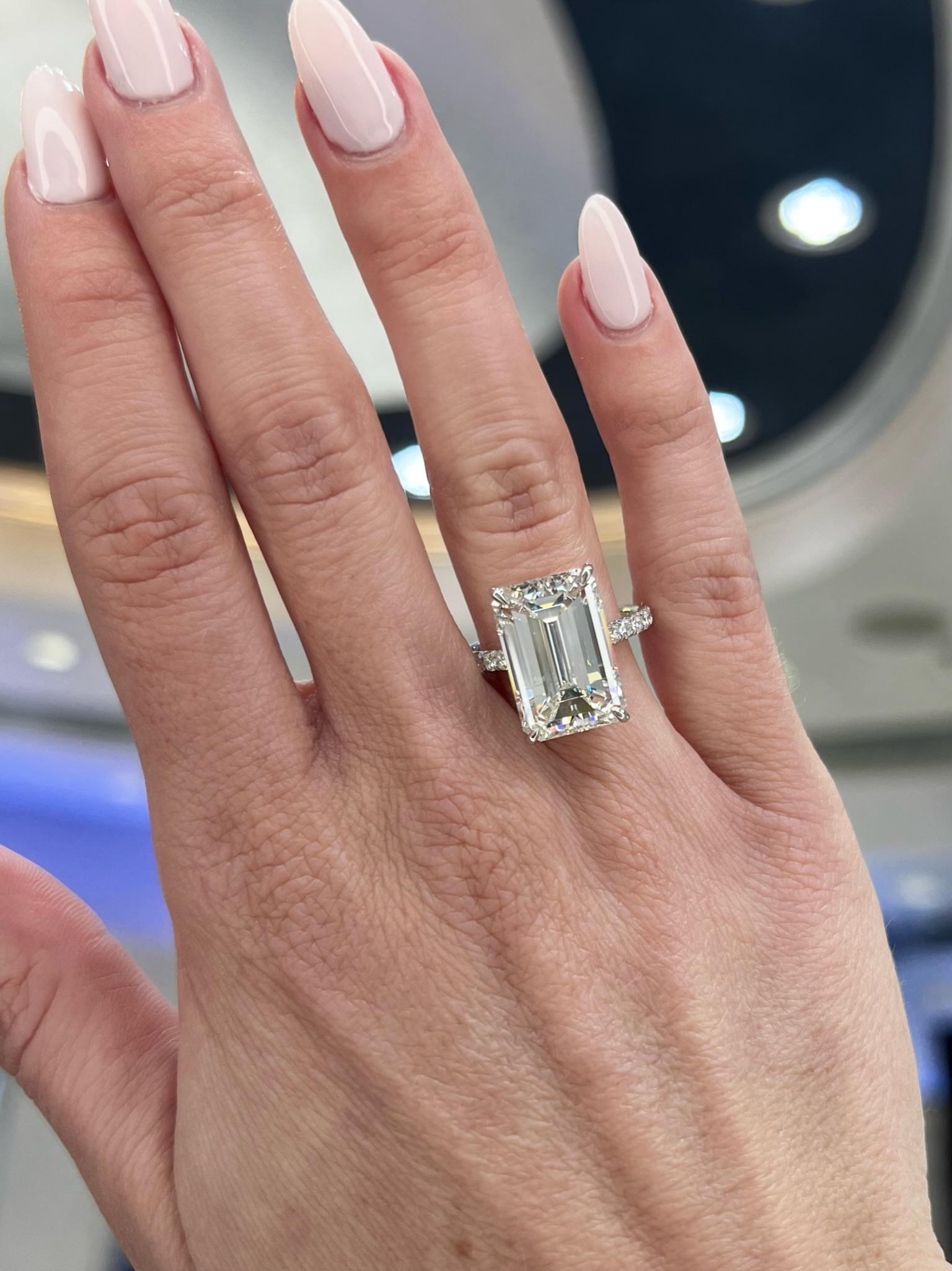 David Rosenberg 10.86 Carat Emerald Cut I VS2 GIA Diamond Engagement Ring For Sale 6