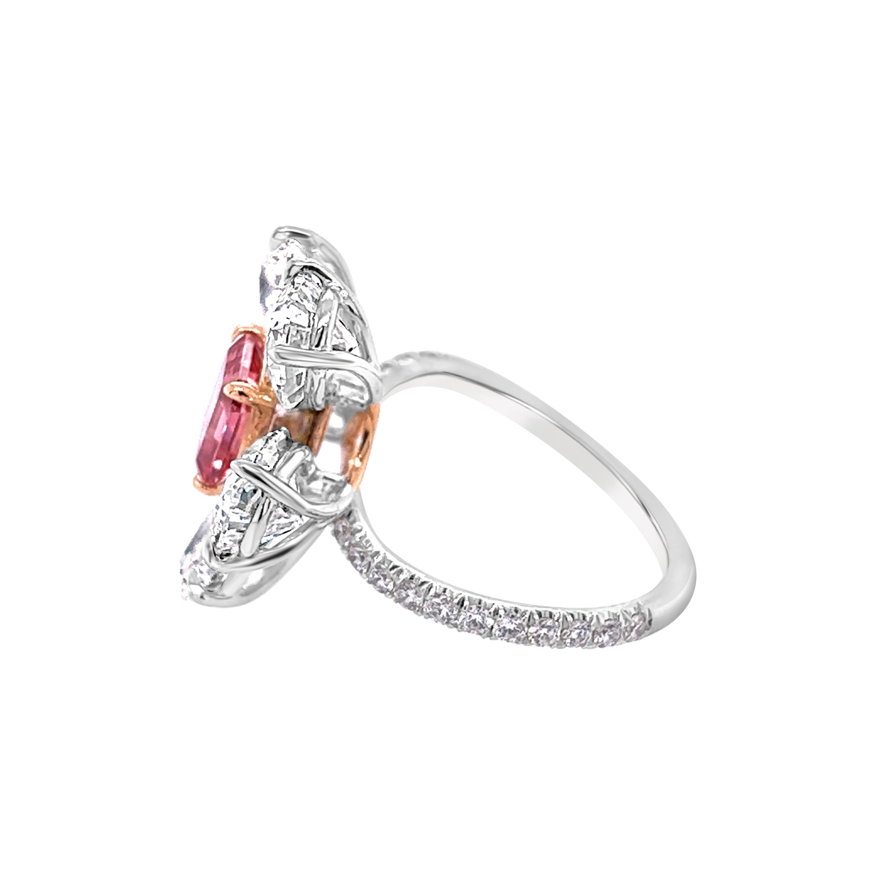 David Rosenberg 1,10 Karat Smaragdschliff Fancy Deep Pink GIA Blumen-Diamantring im Angebot 1