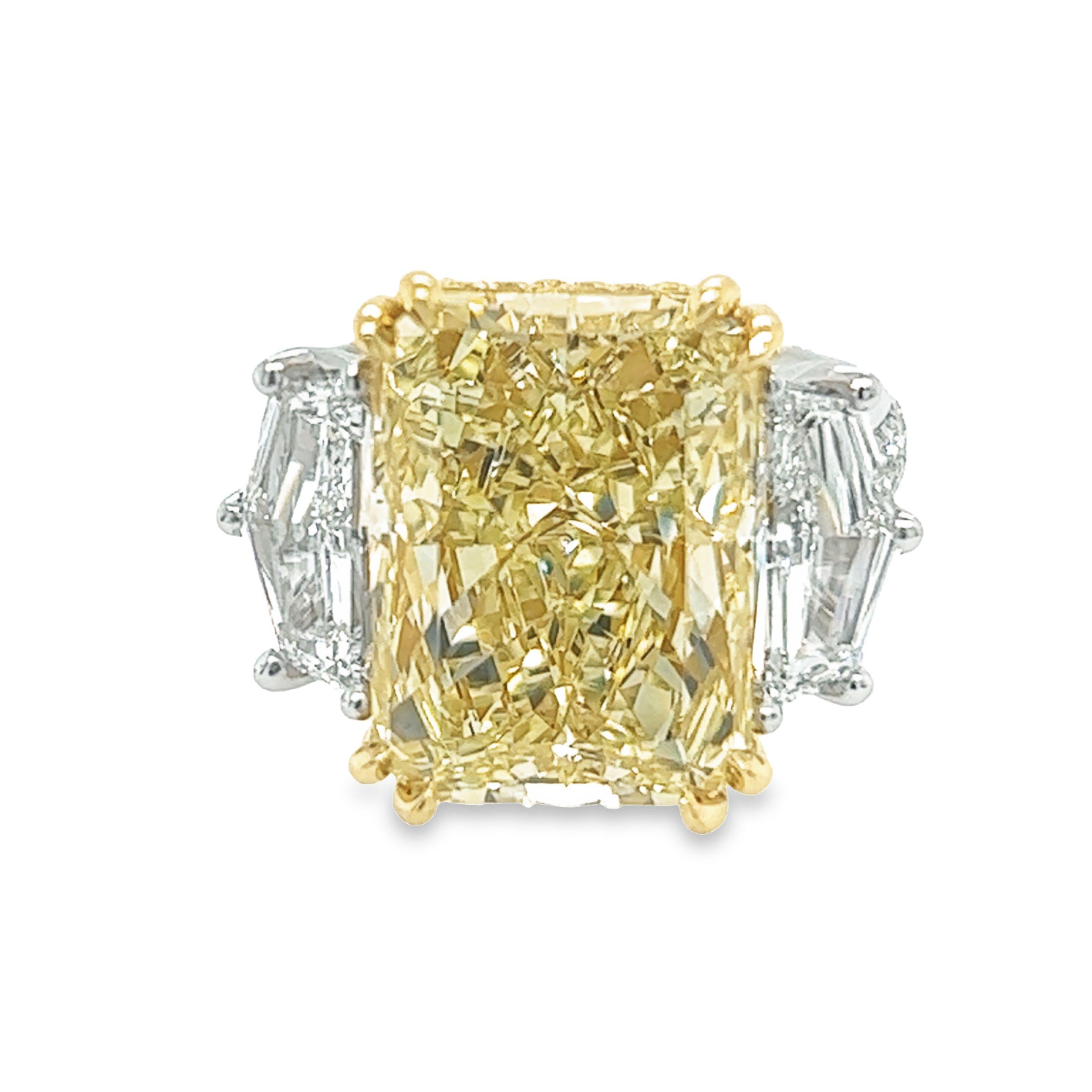 David Rosenberg 11.18 Radiant Fancy Yellow VVS2 GIA Diamond Engagement Ring For Sale 2
