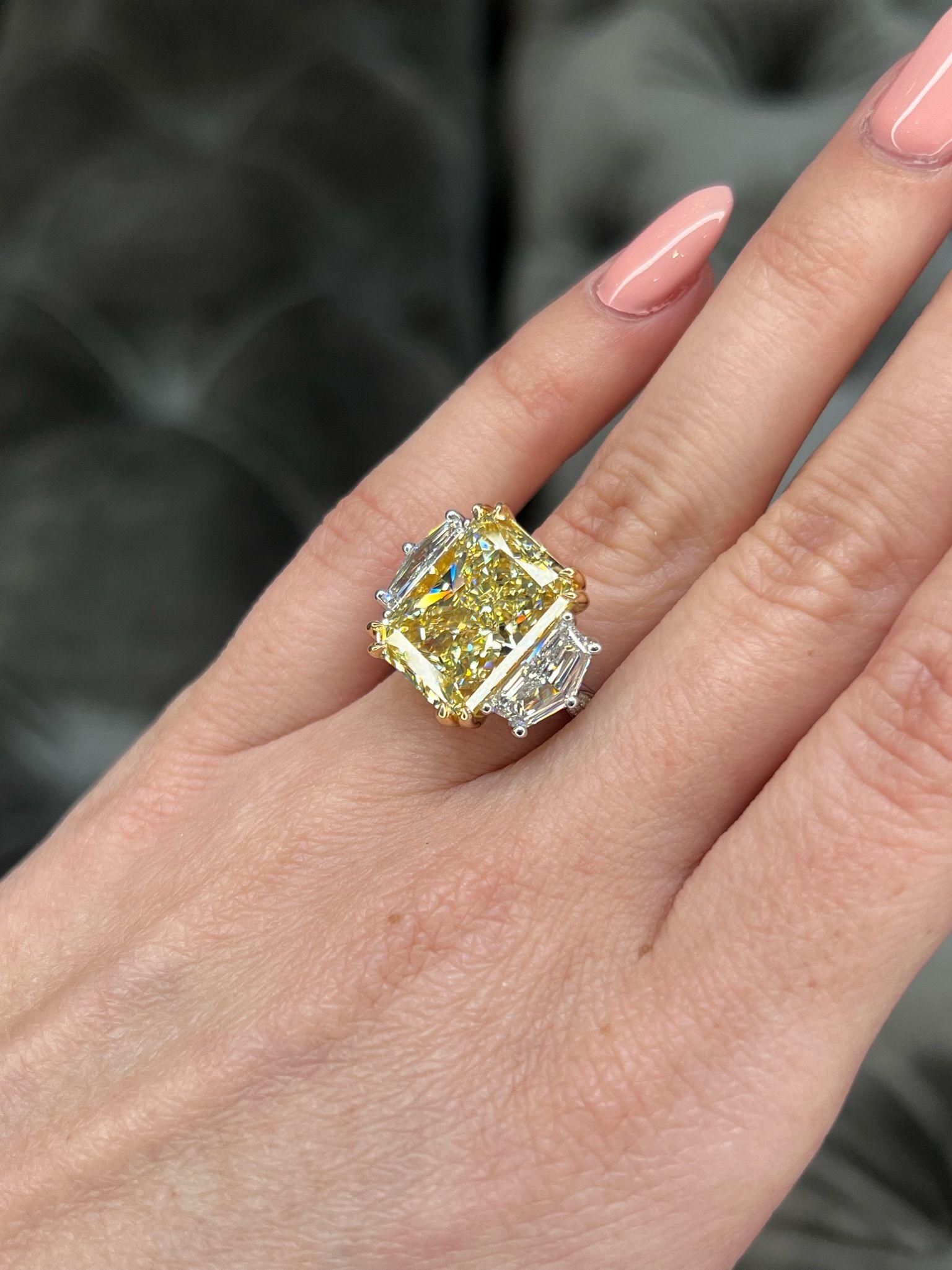 David Rosenberg 11.18 Radiant Fancy Yellow VVS2 GIA Diamond Engagement Ring For Sale 5