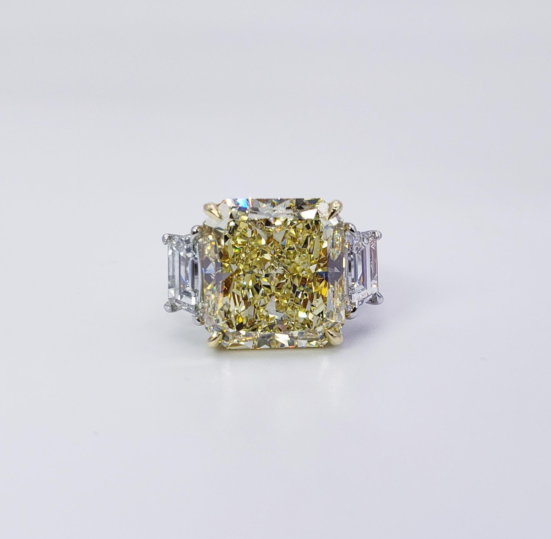 Modern David Rosenberg 11.25 ct Radiant Fancy Yellow VS2 GIA Diamond Engagement Ring