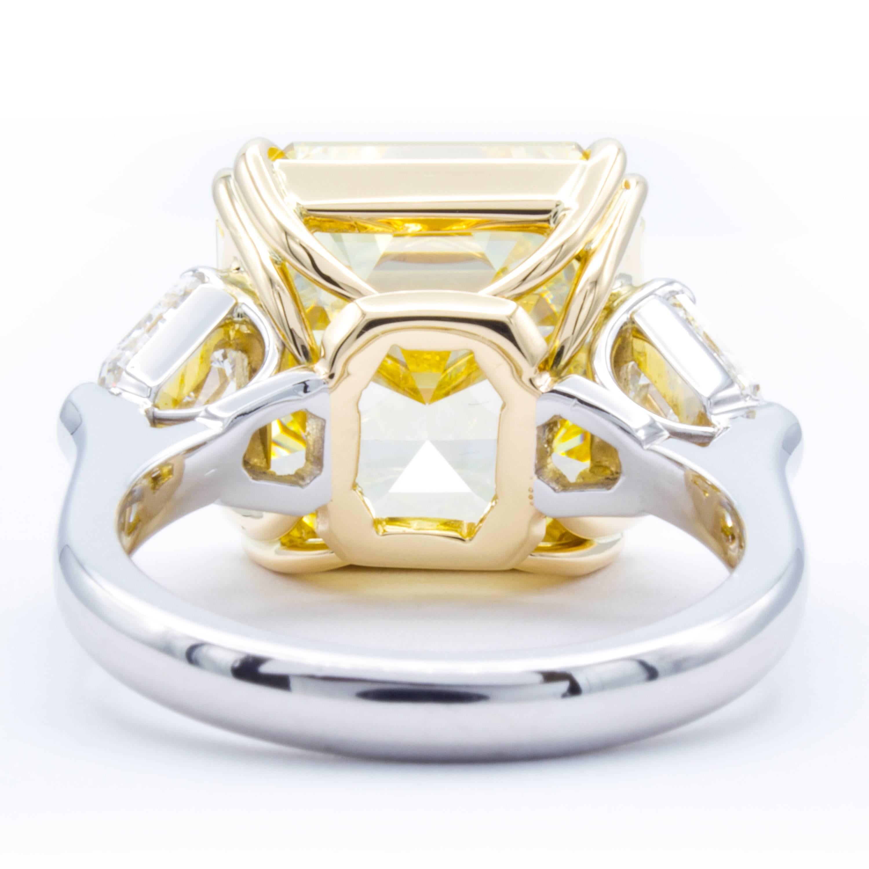 David Rosenberg 11.62 ct  Fancy Intense Yellow Emerald GIA Platinum Diamond Ring In New Condition In Boca Raton, FL