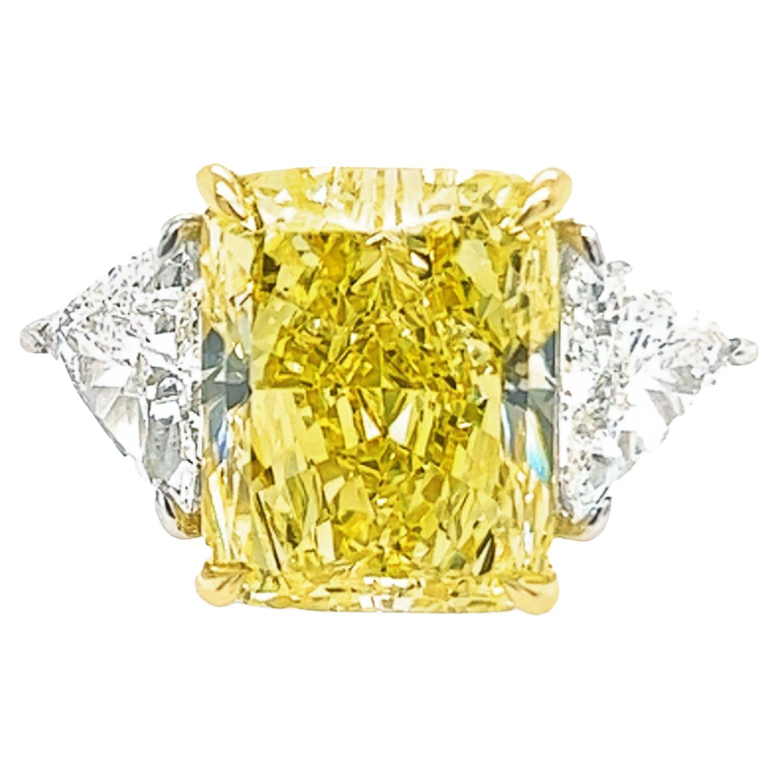David Rosenberg 12.15ct Radiant Fancy Intense Yellow VS1 GIA Diamond Engagement en vente